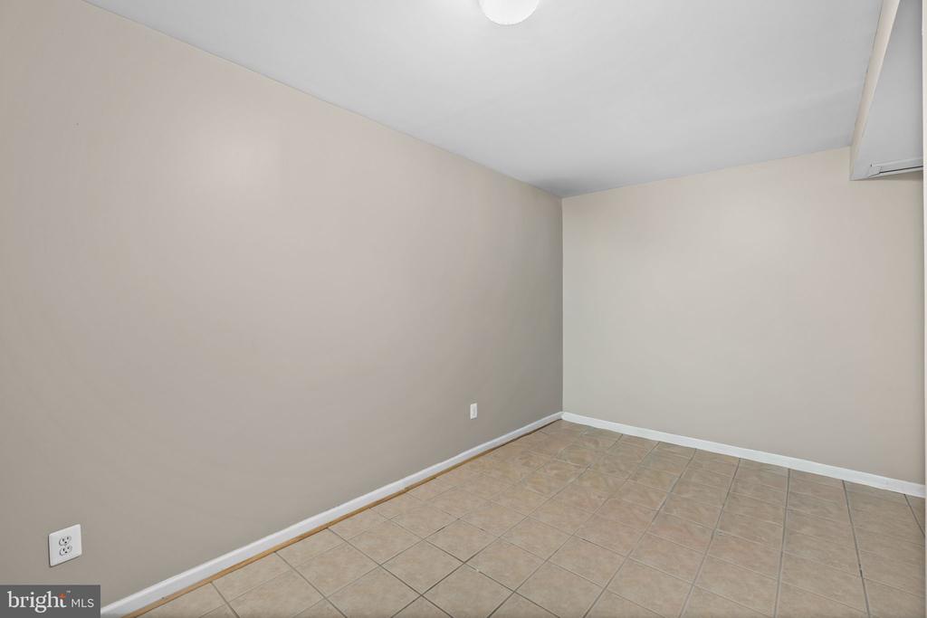 9318 ROBERT E LEE DR, SPOTSYLVANIA, Virginia 22551, 4 Bedrooms Bedrooms, ,3 BathroomsBathrooms,Residential,9318 ROBERT E LEE DR,VASP2041914 MLS # VASP2041914