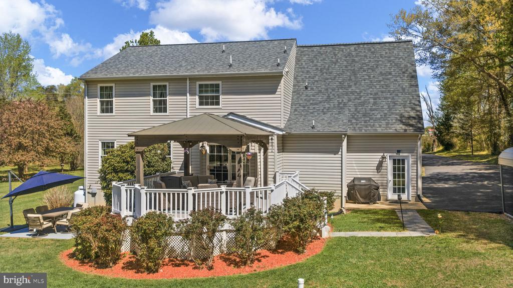 9318 ROBERT E LEE DR, SPOTSYLVANIA, Virginia 22551, 4 Bedrooms Bedrooms, ,3 BathroomsBathrooms,Residential,9318 ROBERT E LEE DR,VASP2041914 MLS # VASP2041914