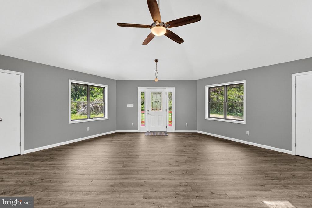 8265 OPAL RD, WARRENTON, Virginia 20186, 3 Bedrooms Bedrooms, ,2 BathroomsBathrooms,Residential,8265 OPAL RD,VAFQ2022012 MLS # VAFQ2022012