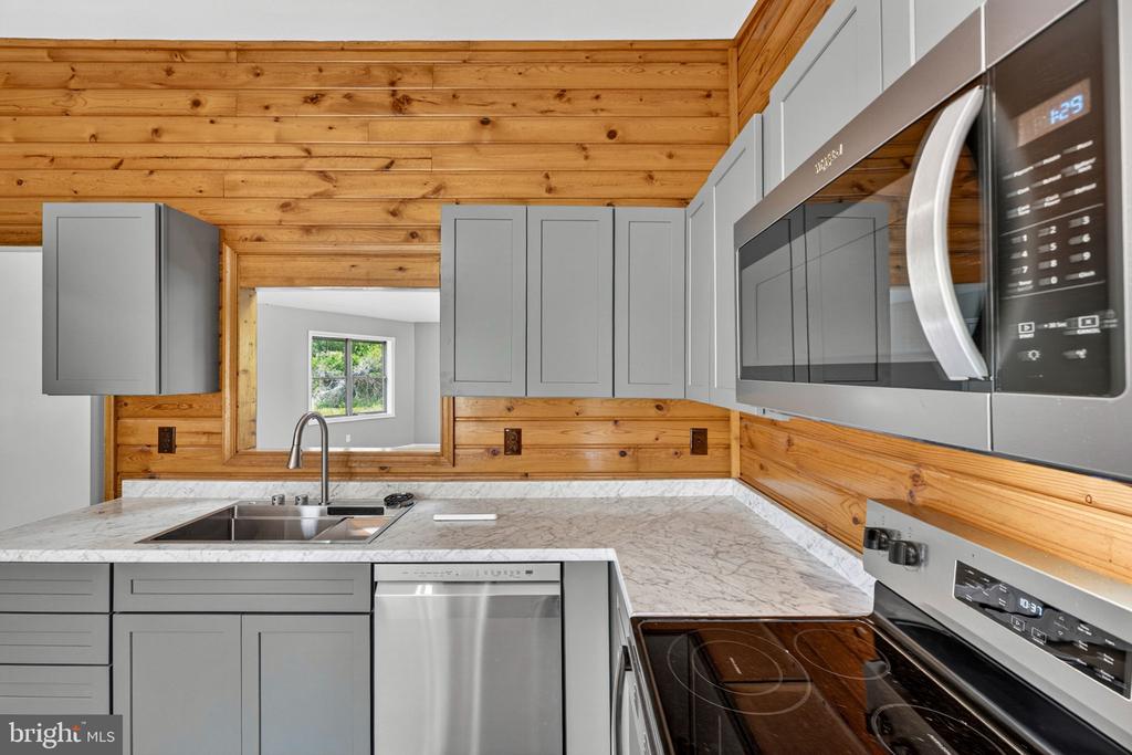 8265 OPAL RD, WARRENTON, Virginia 20186, 3 Bedrooms Bedrooms, ,2 BathroomsBathrooms,Residential,8265 OPAL RD,VAFQ2022012 MLS # VAFQ2022012
