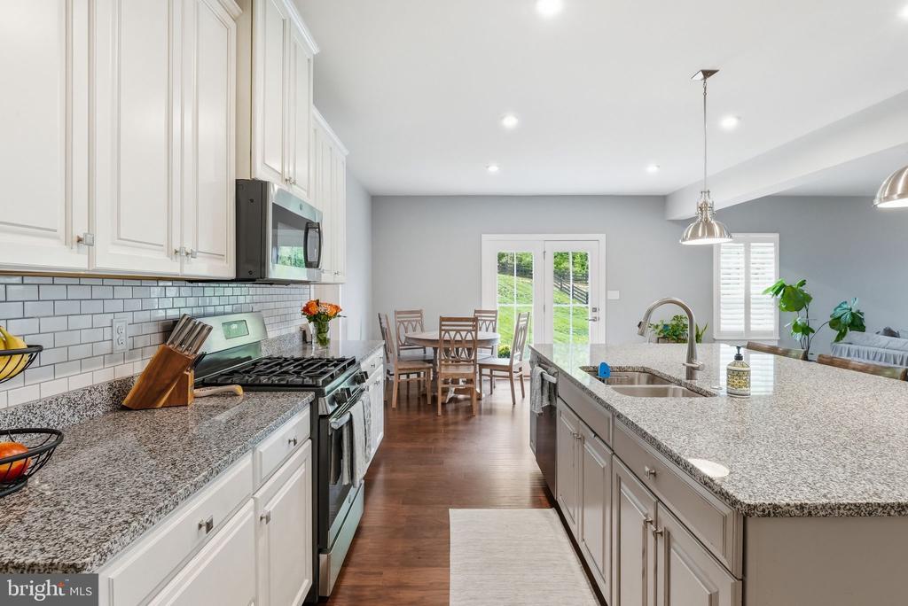 6438 BOB WHITE DR, WARRENTON, Virginia 20187, 5 Bedrooms Bedrooms, ,4 BathroomsBathrooms,Residential,6438 BOB WHITE DR,VAFQ2022060 MLS # VAFQ2022060