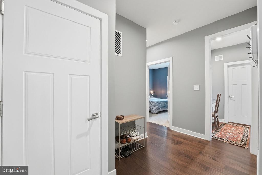 6438 BOB WHITE DR, WARRENTON, Virginia 20187, 5 Bedrooms Bedrooms, ,4 BathroomsBathrooms,Residential,6438 BOB WHITE DR,VAFQ2022060 MLS # VAFQ2022060