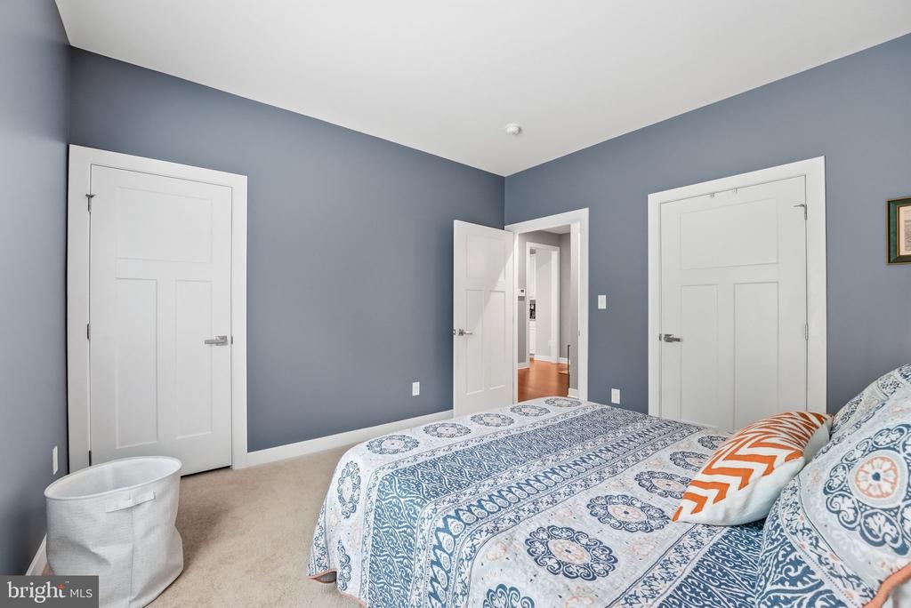 6438 BOB WHITE DR, WARRENTON, Virginia 20187, 5 Bedrooms Bedrooms, ,4 BathroomsBathrooms,Residential,6438 BOB WHITE DR,VAFQ2022060 MLS # VAFQ2022060