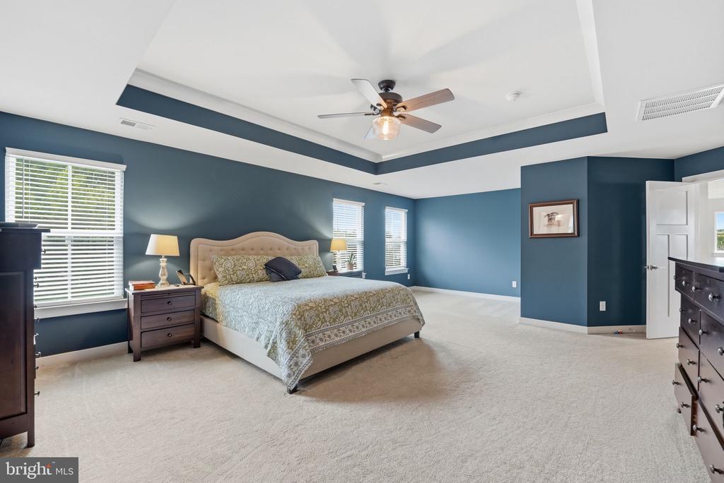 6438 BOB WHITE DR, WARRENTON, Virginia 20187, 5 Bedrooms Bedrooms, ,4 BathroomsBathrooms,Residential,6438 BOB WHITE DR,VAFQ2022060 MLS # VAFQ2022060