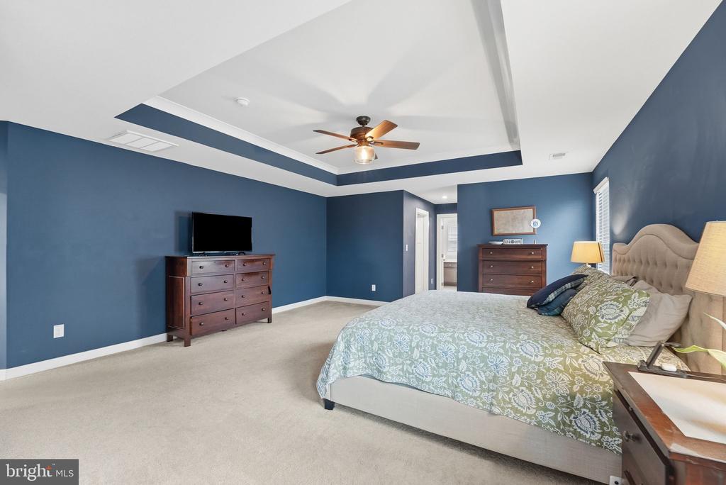 6438 BOB WHITE DR, WARRENTON, Virginia 20187, 5 Bedrooms Bedrooms, ,4 BathroomsBathrooms,Residential,6438 BOB WHITE DR,VAFQ2022060 MLS # VAFQ2022060