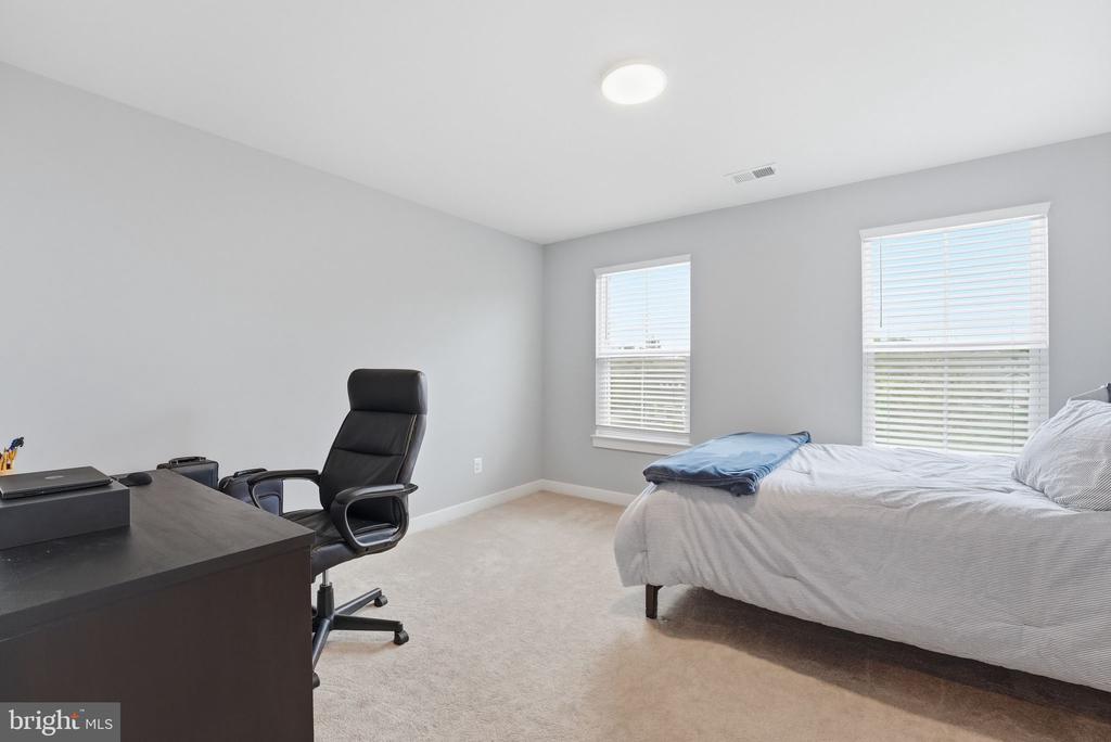 6438 BOB WHITE DR, WARRENTON, Virginia 20187, 5 Bedrooms Bedrooms, ,4 BathroomsBathrooms,Residential,6438 BOB WHITE DR,VAFQ2022060 MLS # VAFQ2022060