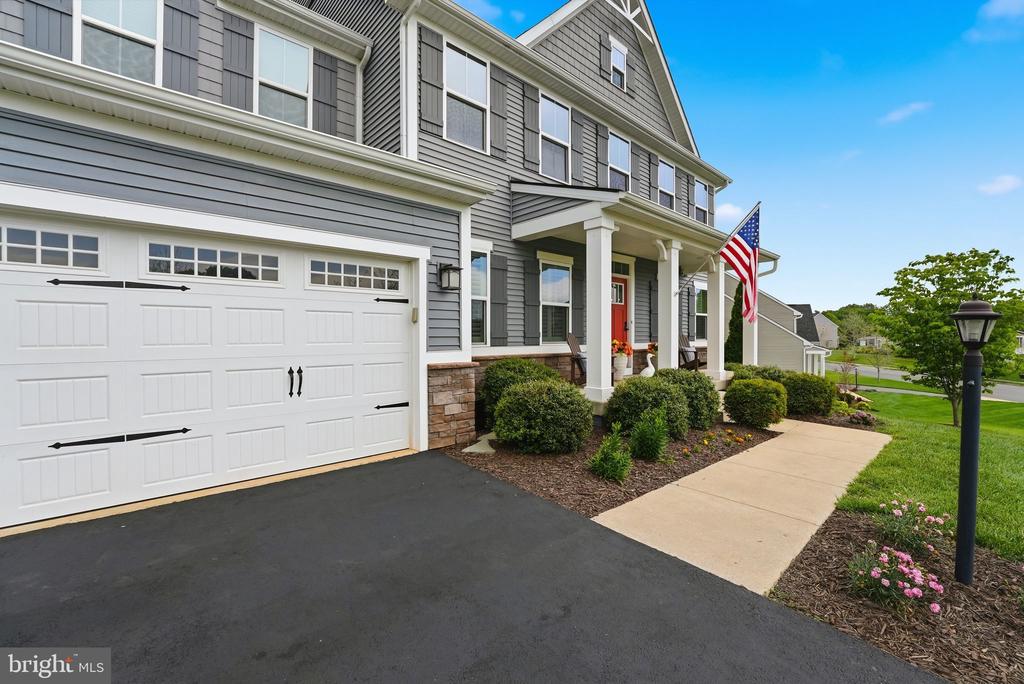 6438 BOB WHITE DR, WARRENTON, Virginia 20187, 5 Bedrooms Bedrooms, ,4 BathroomsBathrooms,Residential,6438 BOB WHITE DR,VAFQ2022060 MLS # VAFQ2022060