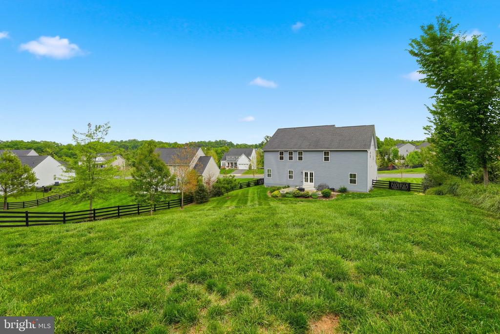 6438 BOB WHITE DR, WARRENTON, Virginia 20187, 5 Bedrooms Bedrooms, ,4 BathroomsBathrooms,Residential,6438 BOB WHITE DR,VAFQ2022060 MLS # VAFQ2022060