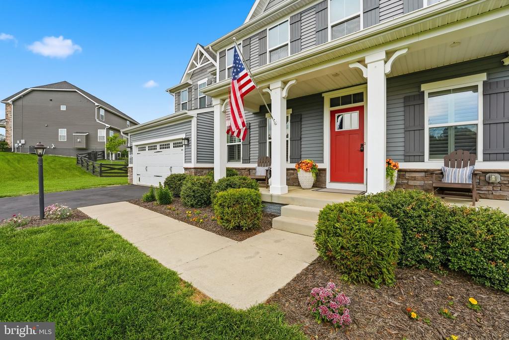 6438 BOB WHITE DR, WARRENTON, Virginia 20187, 5 Bedrooms Bedrooms, ,4 BathroomsBathrooms,Residential,6438 BOB WHITE DR,VAFQ2022060 MLS # VAFQ2022060