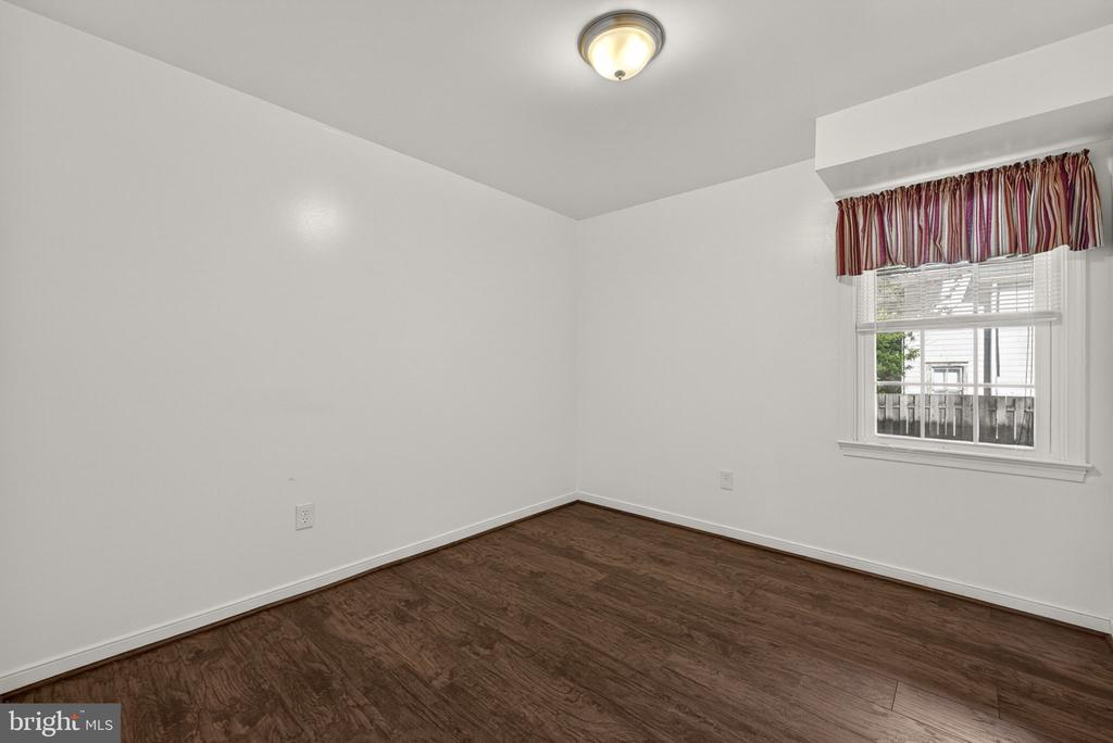 52 LEEDS CT, WARRENTON, Virginia 20186, 3 Bedrooms Bedrooms, ,2 BathroomsBathrooms,Residential,52 LEEDS CT,VAFQ2022082 MLS # VAFQ2022082