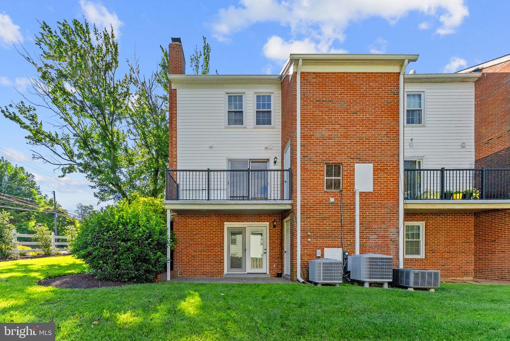 52 LEEDS CT, WARRENTON, Virginia 20186, 3 Bedrooms Bedrooms, ,2 BathroomsBathrooms,Residential,52 LEEDS CT,VAFQ2022082 MLS # VAFQ2022082