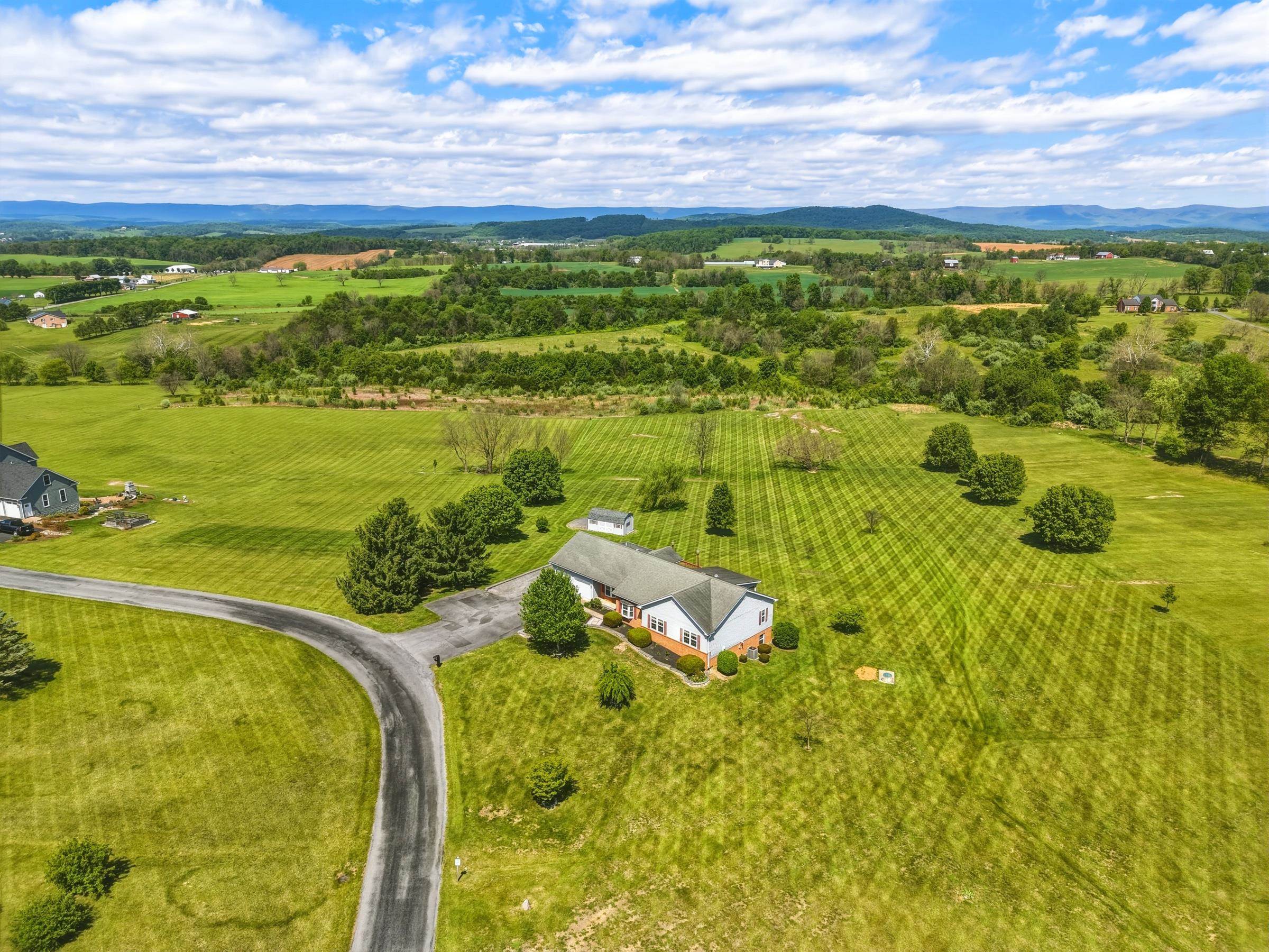291 BEAVER LN, MOUNT JACKSON, Virginia 22842, 3 Bedrooms Bedrooms, ,Residential,291 BEAVER LN,676979 MLS # 676979