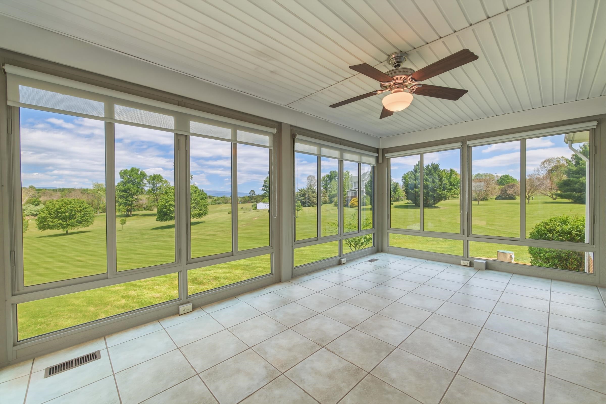 291 BEAVER LN, MOUNT JACKSON, Virginia 22842, 3 Bedrooms Bedrooms, ,Residential,291 BEAVER LN,676979 MLS # 676979