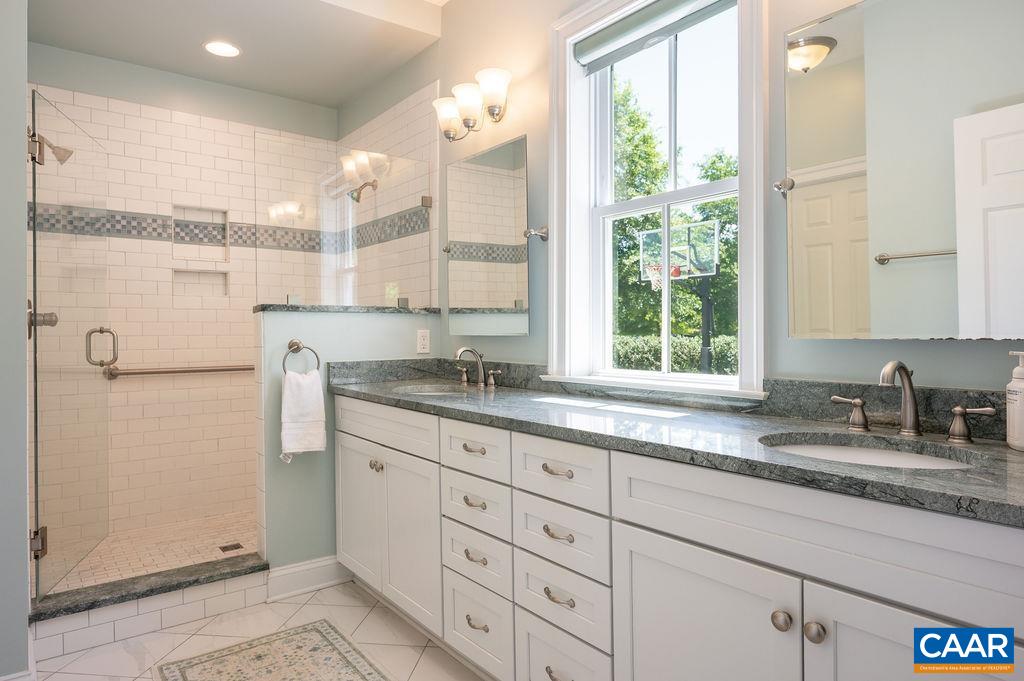 6598 WELBOURNE LN, CROZET, Virginia 22932, 5 Bedrooms Bedrooms, ,4 BathroomsBathrooms,Residential,6598 WELBOURNE LN,677010 MLS # 677010