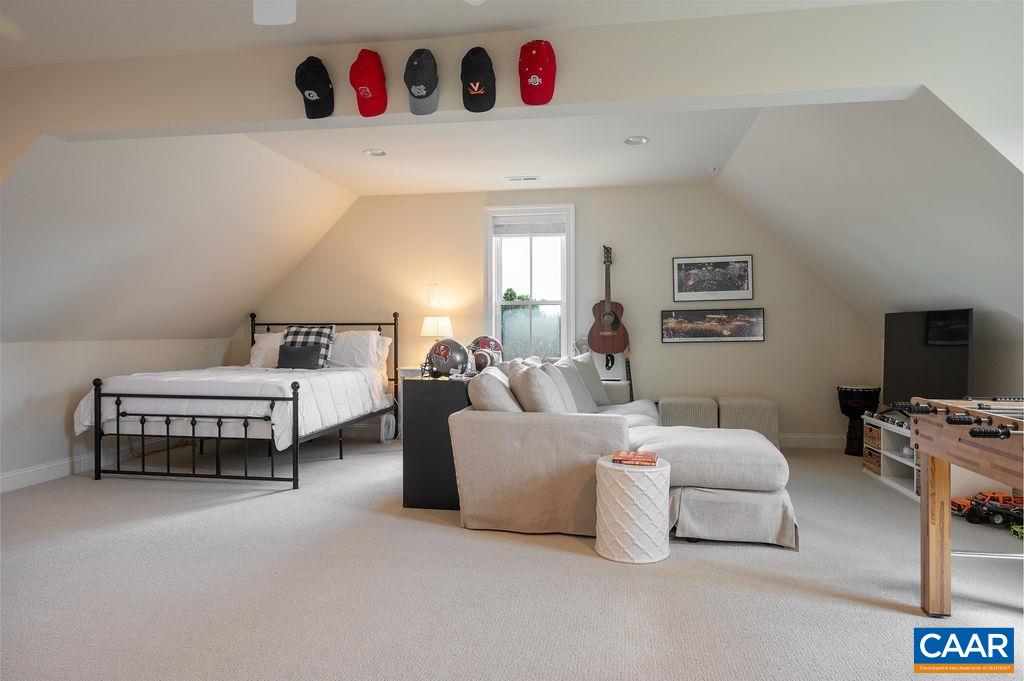 6598 WELBOURNE LN, CROZET, Virginia 22932, 5 Bedrooms Bedrooms, ,4 BathroomsBathrooms,Residential,6598 WELBOURNE LN,677010 MLS # 677010