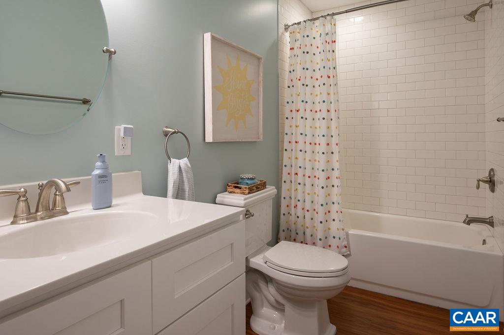 6598 WELBOURNE LN, CROZET, Virginia 22932, 5 Bedrooms Bedrooms, ,4 BathroomsBathrooms,Residential,6598 WELBOURNE LN,677010 MLS # 677010