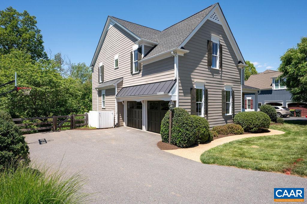 6598 WELBOURNE LN, CROZET, Virginia 22932, 5 Bedrooms Bedrooms, ,4 BathroomsBathrooms,Residential,6598 WELBOURNE LN,677010 MLS # 677010