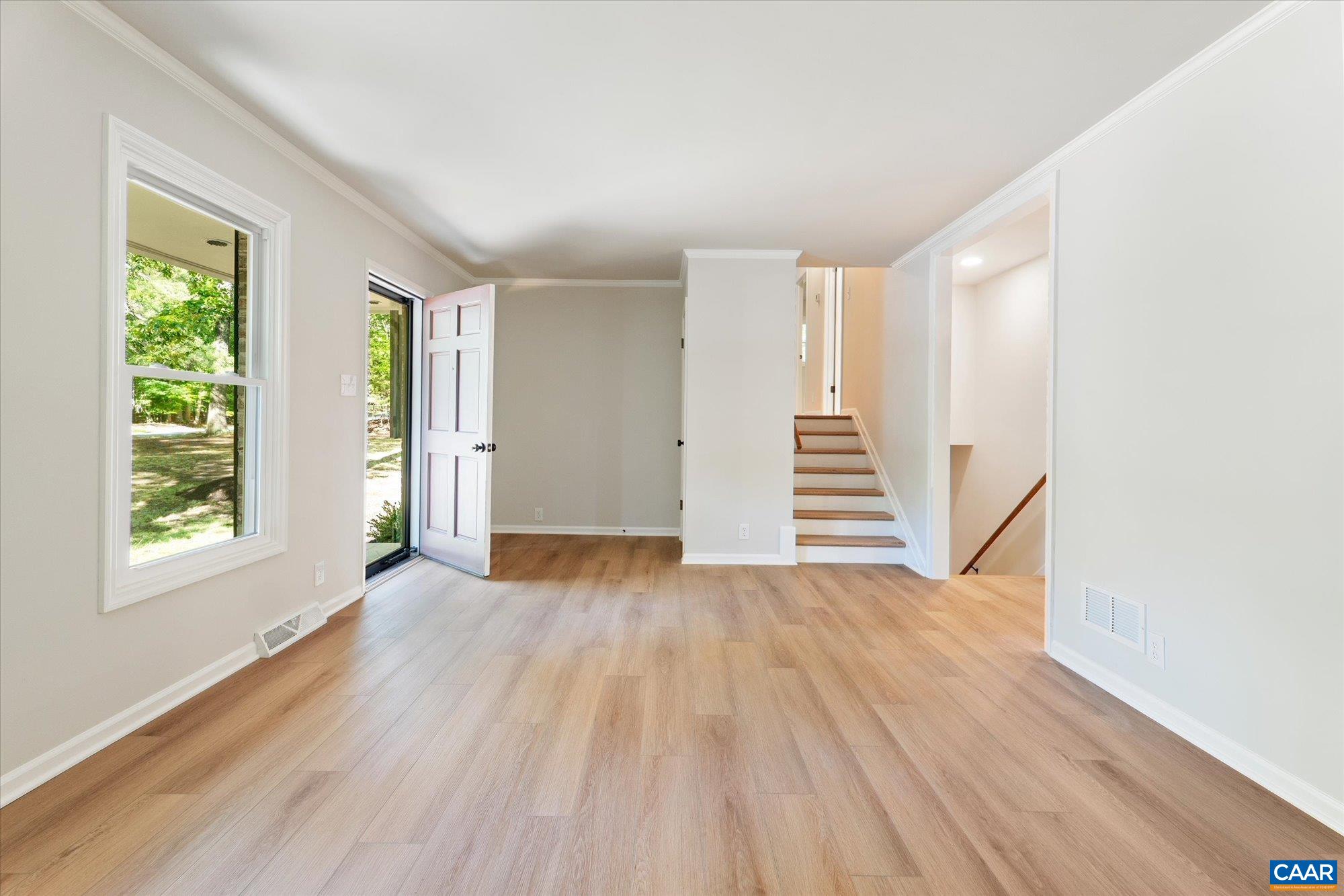 309 CRESTFIELD CT, CHARLOTTESVILLE, Virginia 22911, 3 Bedrooms Bedrooms, ,3 BathroomsBathrooms,Residential,309 CRESTFIELD CT,677147 MLS # 677147