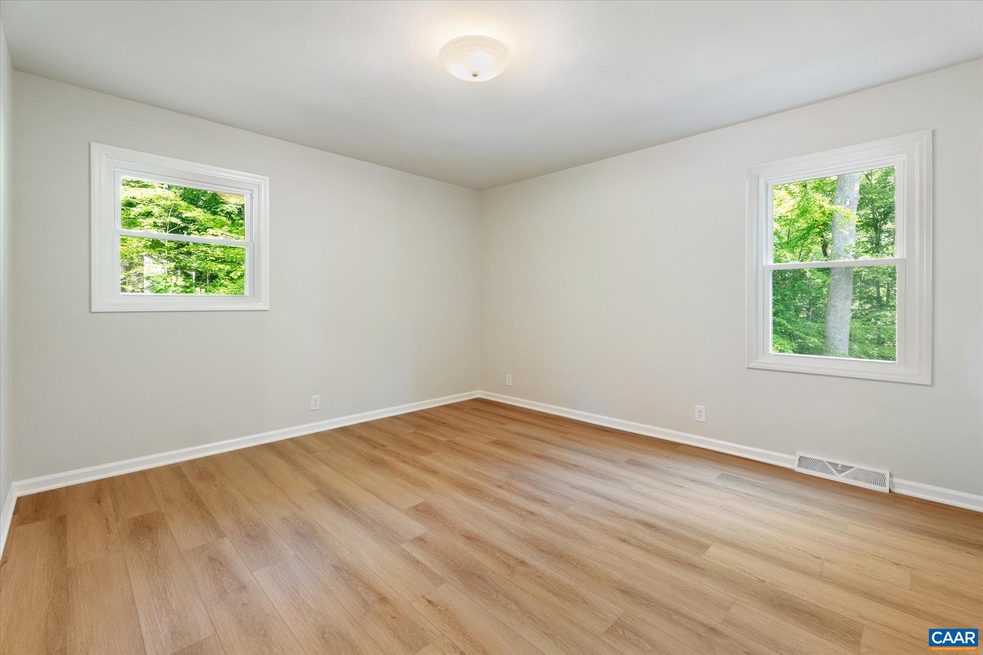 309 CRESTFIELD CT, CHARLOTTESVILLE, Virginia 22911, 3 Bedrooms Bedrooms, ,3 BathroomsBathrooms,Residential,309 CRESTFIELD CT,677147 MLS # 677147
