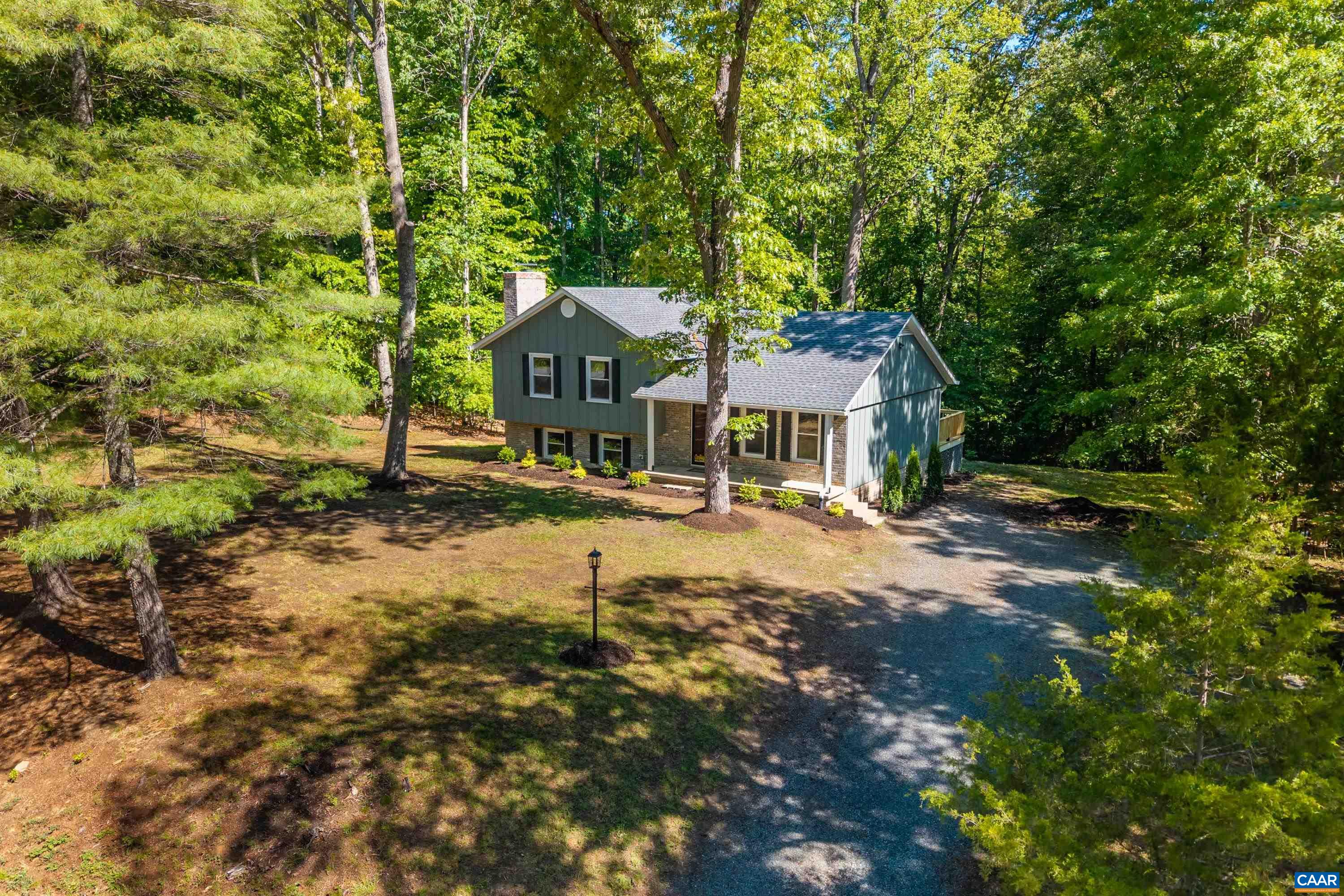309 CRESTFIELD CT, CHARLOTTESVILLE, Virginia 22911, 3 Bedrooms Bedrooms, ,3 BathroomsBathrooms,Residential,309 CRESTFIELD CT,677147 MLS # 677147