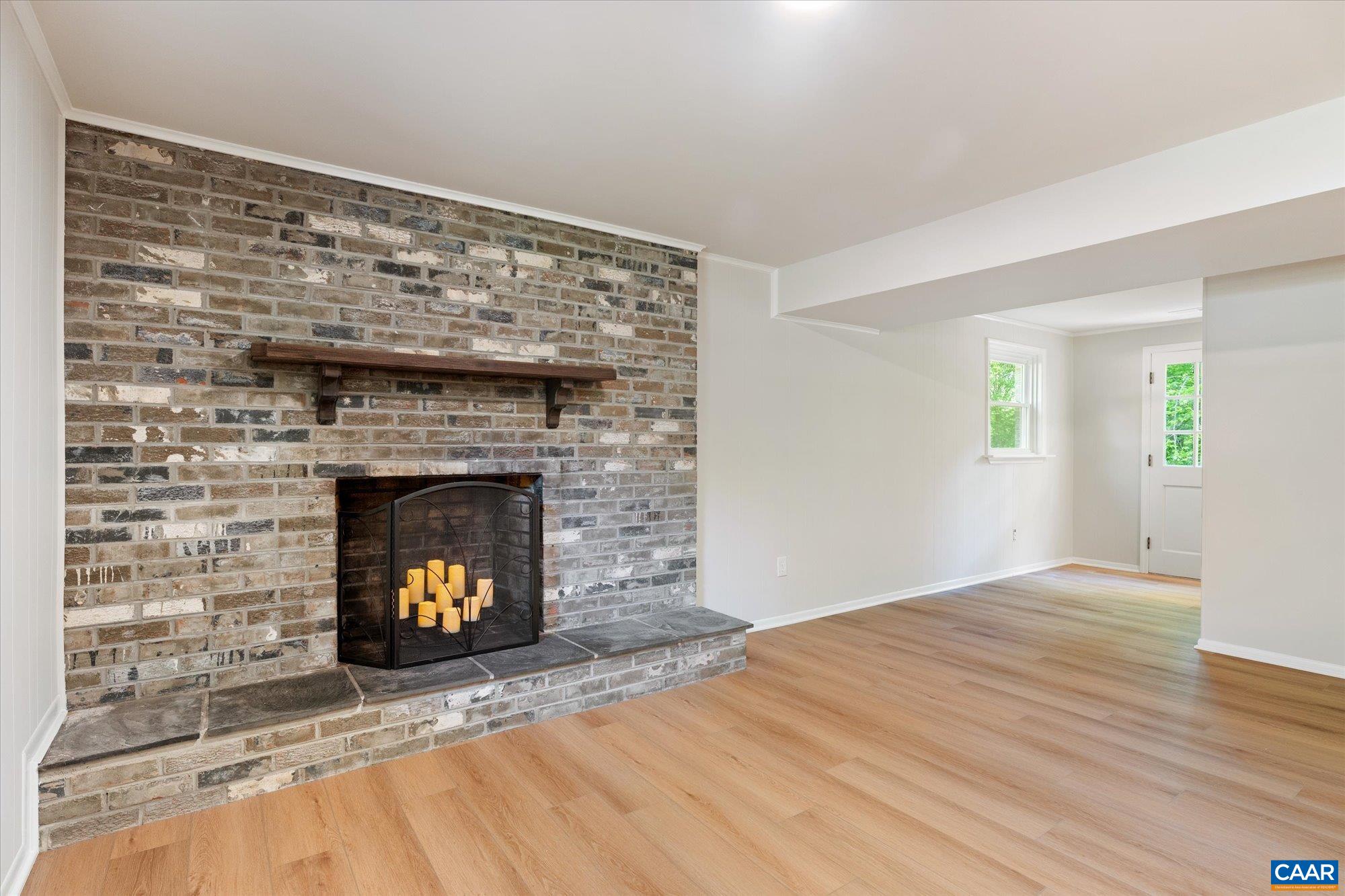 309 CRESTFIELD CT, CHARLOTTESVILLE, Virginia 22911, 3 Bedrooms Bedrooms, ,3 BathroomsBathrooms,Residential,309 CRESTFIELD CT,677147 MLS # 677147