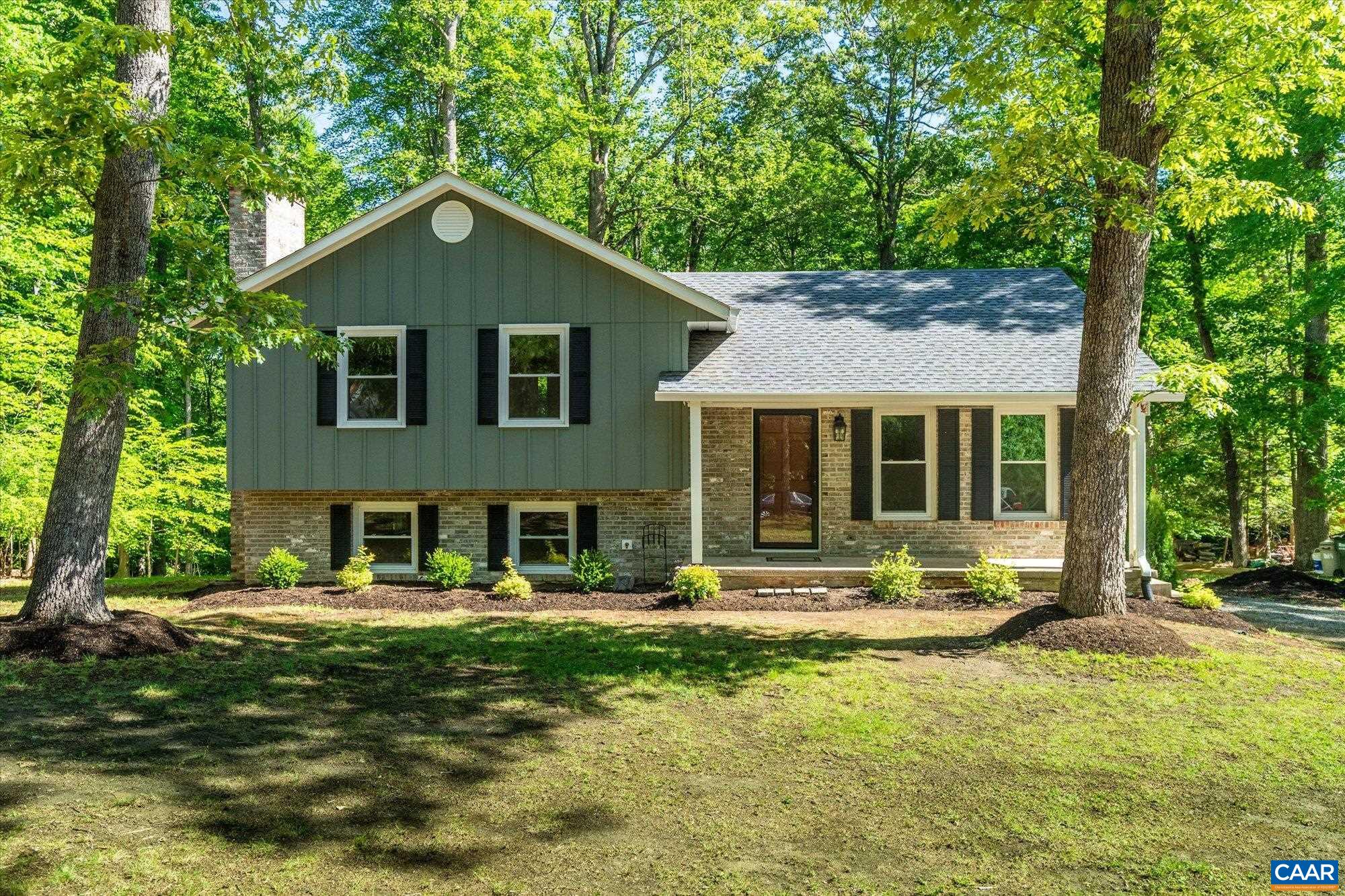 309 CRESTFIELD CT, CHARLOTTESVILLE, Virginia 22911, 3 Bedrooms Bedrooms, ,3 BathroomsBathrooms,Residential,309 CRESTFIELD CT,677147 MLS # 677147