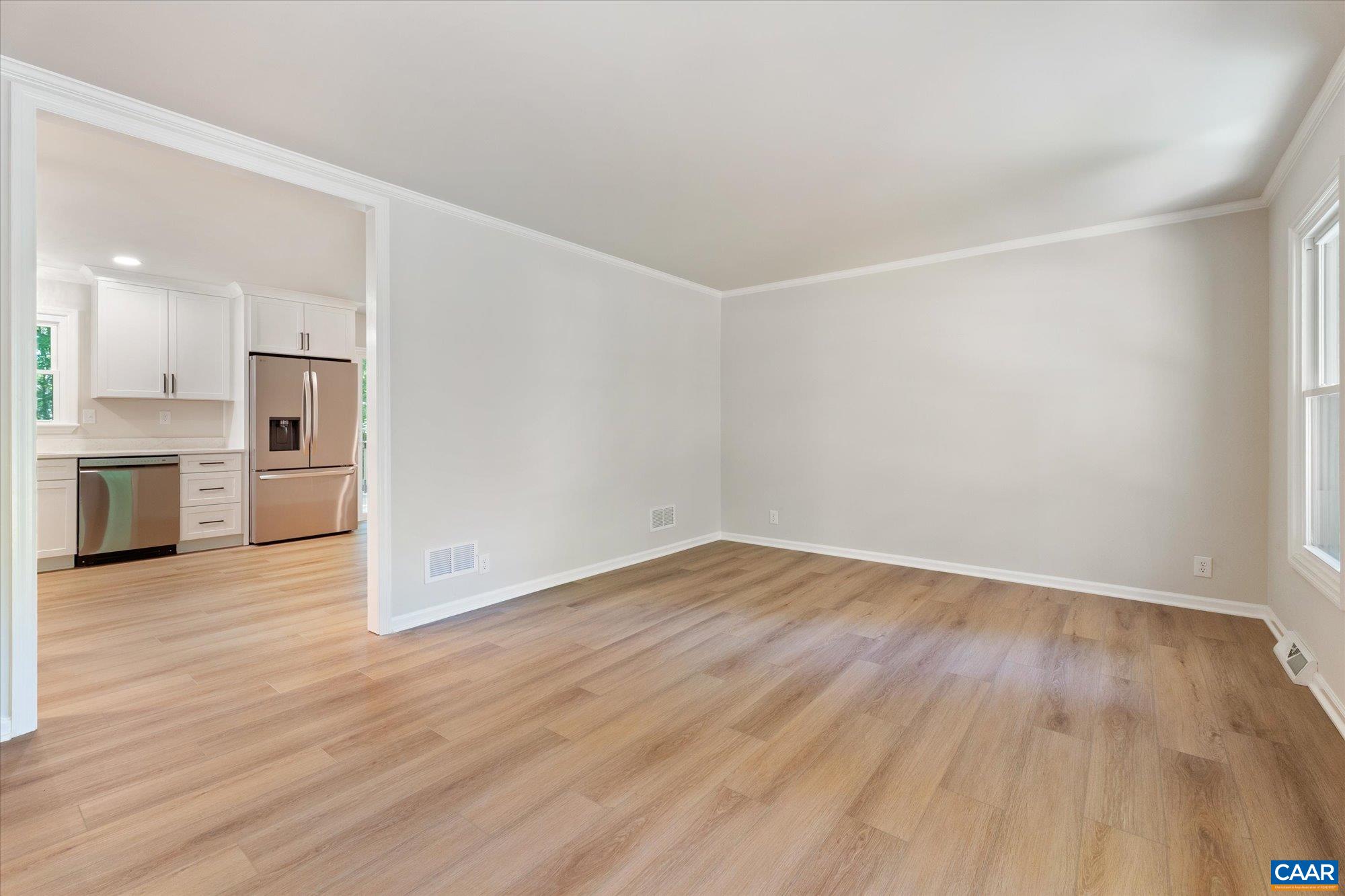 309 CRESTFIELD CT, CHARLOTTESVILLE, Virginia 22911, 3 Bedrooms Bedrooms, ,3 BathroomsBathrooms,Residential,309 CRESTFIELD CT,677147 MLS # 677147