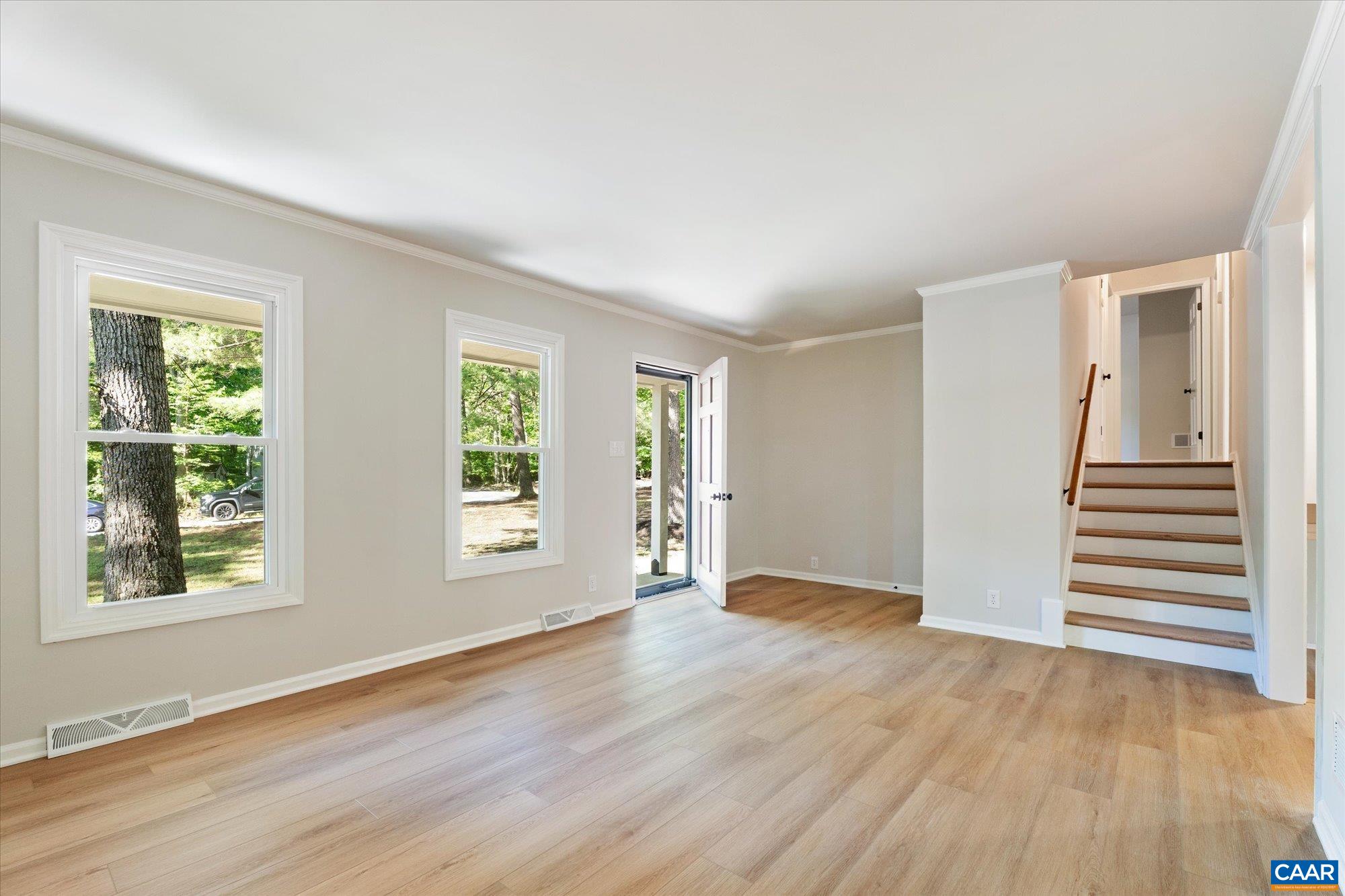 309 CRESTFIELD CT, CHARLOTTESVILLE, Virginia 22911, 3 Bedrooms Bedrooms, ,3 BathroomsBathrooms,Residential,309 CRESTFIELD CT,677147 MLS # 677147