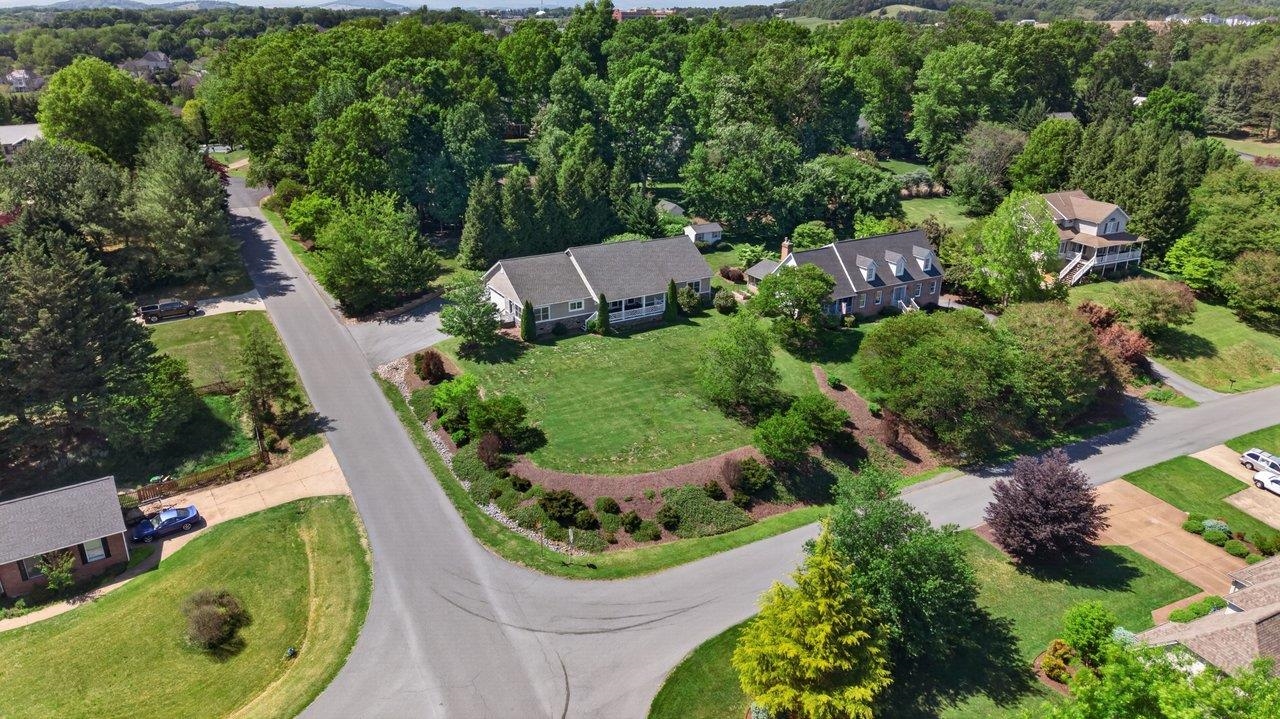 3090 ARROWHEAD RD, ROCKINGHAM, Virginia 22801, 3 Bedrooms Bedrooms, ,2 BathroomsBathrooms,Residential,3090 ARROWHEAD RD,677155 MLS # 677155