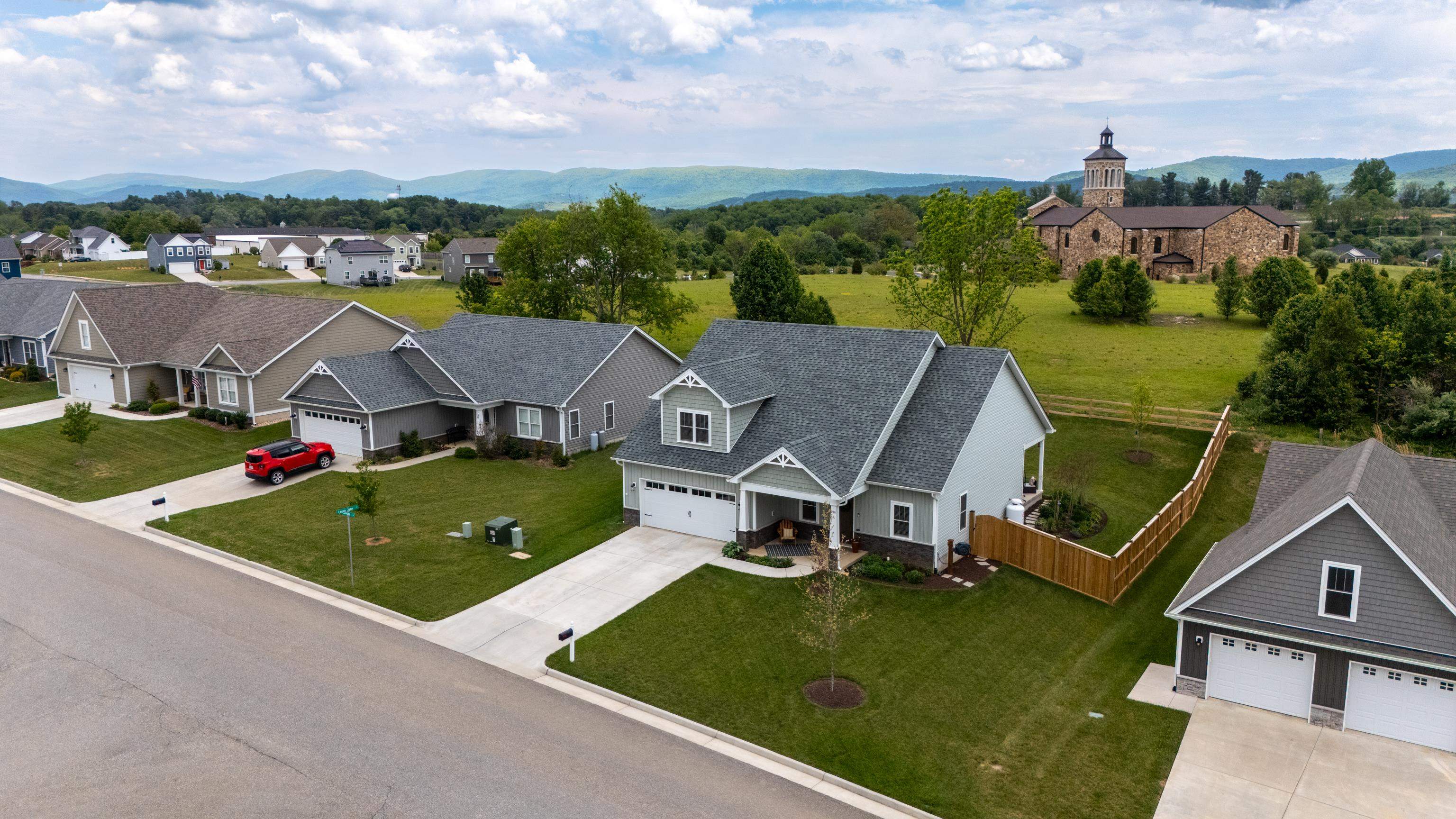 144 LANGLEY DR, WAYNESBORO, Virginia 22980, 3 Bedrooms Bedrooms, ,2 BathroomsBathrooms,Residential,144 LANGLEY DR,677157 MLS # 677157