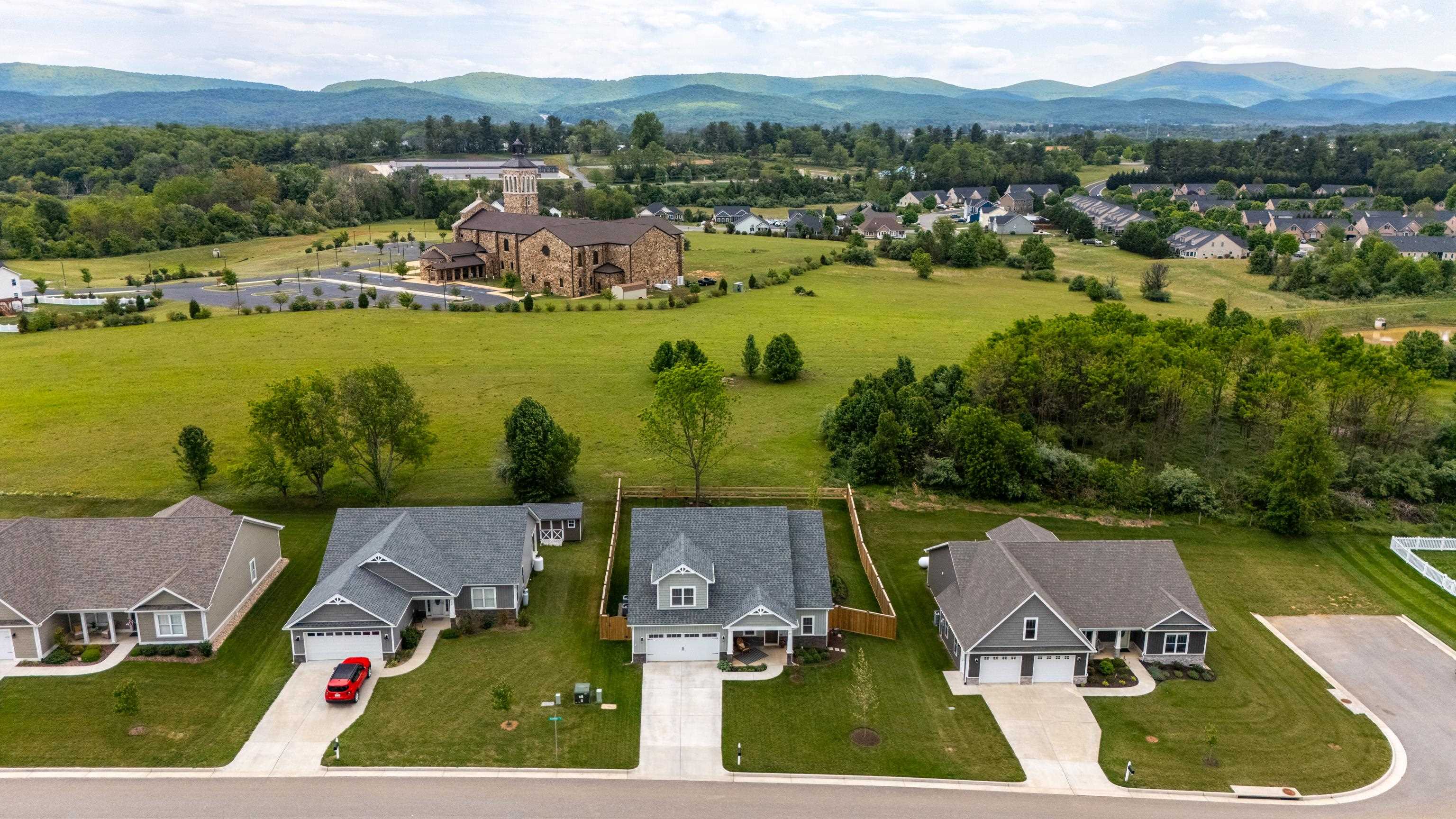 144 LANGLEY DR, WAYNESBORO, Virginia 22980, 3 Bedrooms Bedrooms, ,2 BathroomsBathrooms,Residential,144 LANGLEY DR,677157 MLS # 677157