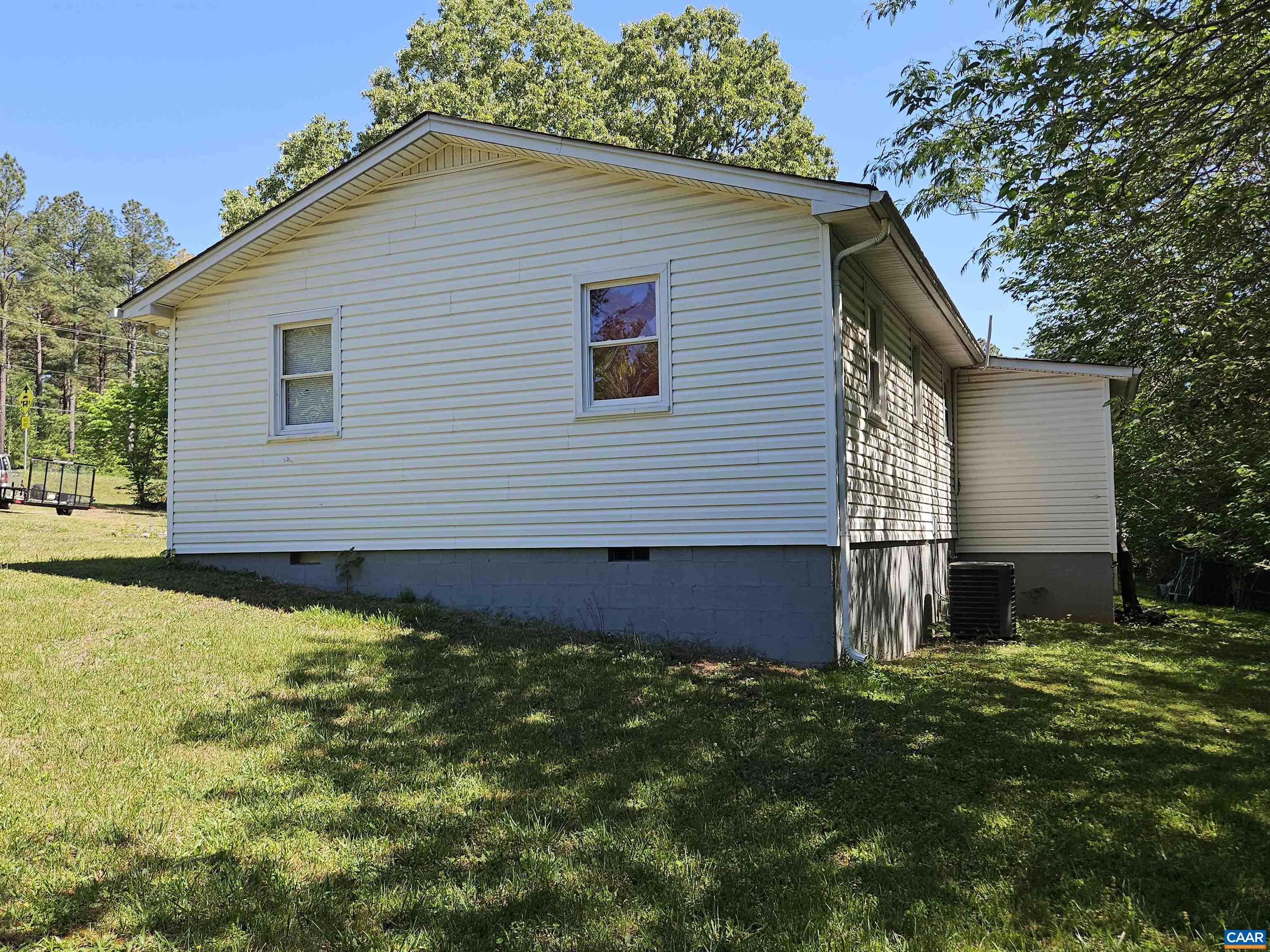 23084 N JAMES MADISON HWY, DILLWYN, Virginia 23936, 3 Bedrooms Bedrooms, ,1 BathroomBathrooms,Residential,23084 N JAMES MADISON HWY,677162 MLS # 677162
