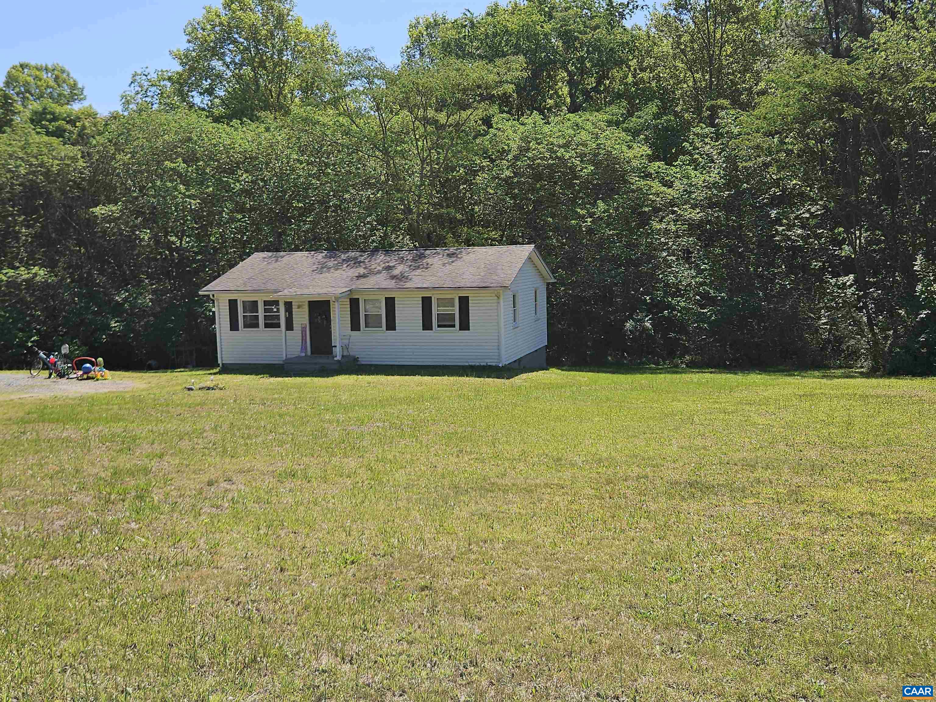 23084 N JAMES MADISON HWY, DILLWYN, Virginia 23936, 3 Bedrooms Bedrooms, ,1 BathroomBathrooms,Residential,23084 N JAMES MADISON HWY,677162 MLS # 677162