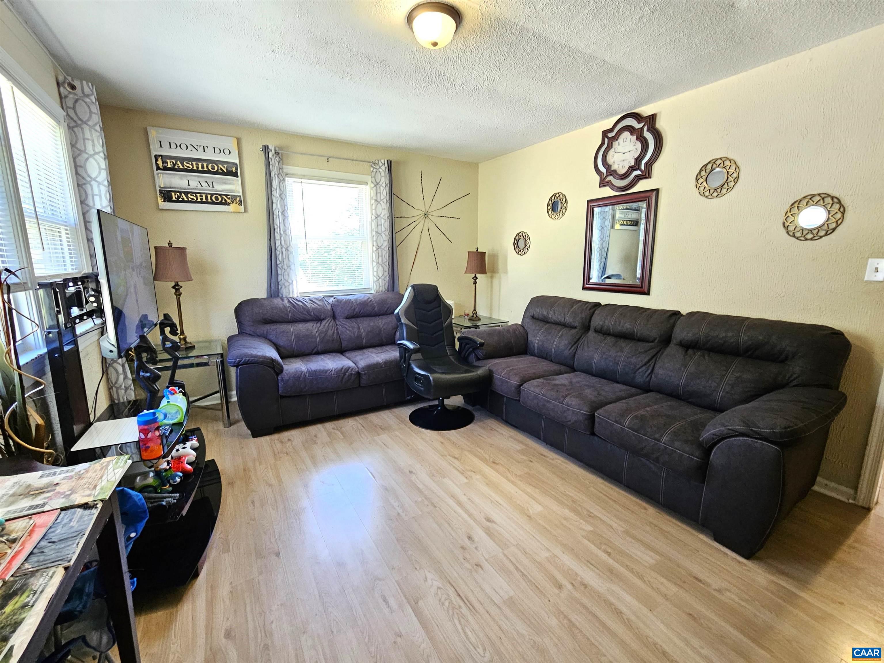 23084 N JAMES MADISON HWY, DILLWYN, Virginia 23936, 3 Bedrooms Bedrooms, ,1 BathroomBathrooms,Residential,23084 N JAMES MADISON HWY,677162 MLS # 677162