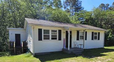 23084 N JAMES MADISON HWY, DILLWYN, Virginia 23936, 3 Bedrooms Bedrooms, ,1 BathroomBathrooms,Residential,23084 N JAMES MADISON HWY,677162 MLS # 677162