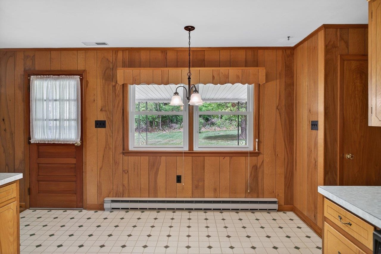 255 VERBENA RD, SHENANDOAH, Virginia 22849, 3 Bedrooms Bedrooms, ,3 BathroomsBathrooms,Residential,255 VERBENA RD,677164 MLS # 677164