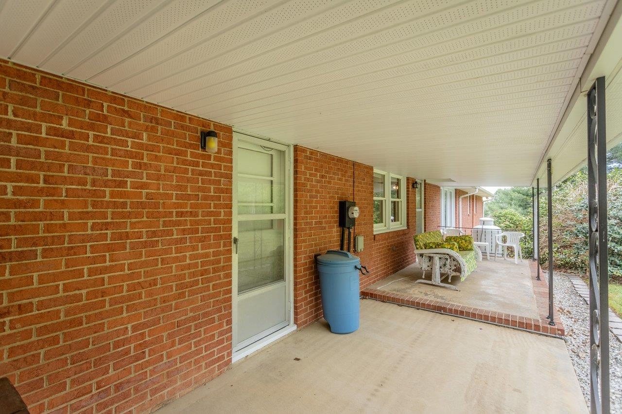 255 VERBENA RD, SHENANDOAH, Virginia 22849, 3 Bedrooms Bedrooms, ,3 BathroomsBathrooms,Residential,255 VERBENA RD,677164 MLS # 677164