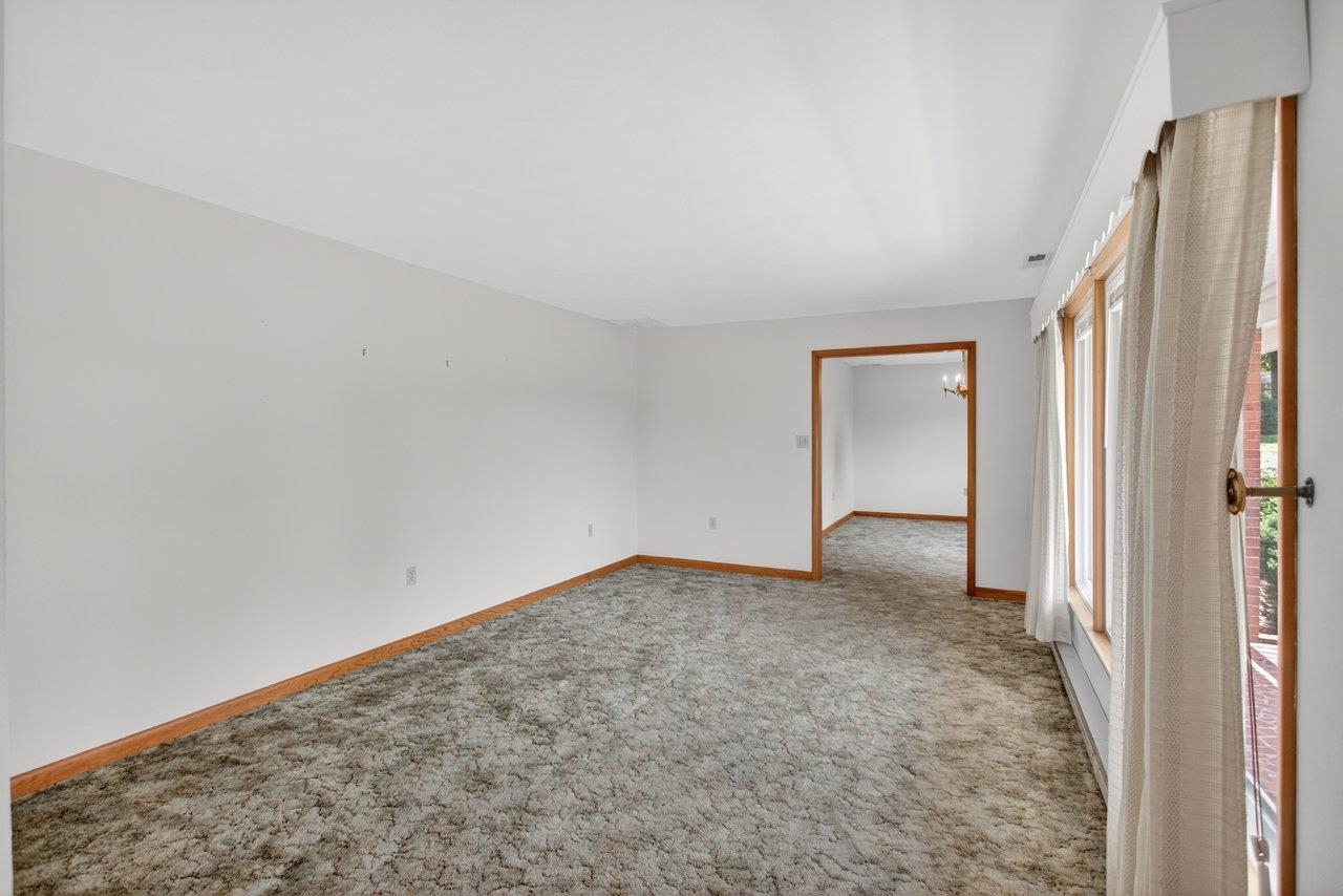 255 VERBENA RD, SHENANDOAH, Virginia 22849, 3 Bedrooms Bedrooms, ,3 BathroomsBathrooms,Residential,255 VERBENA RD,677164 MLS # 677164
