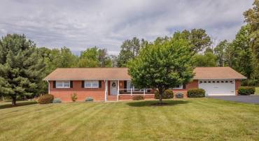 255 VERBENA RD, SHENANDOAH, Virginia 22849, 3 Bedrooms Bedrooms, ,3 BathroomsBathrooms,Residential,255 VERBENA RD,677164 MLS # 677164