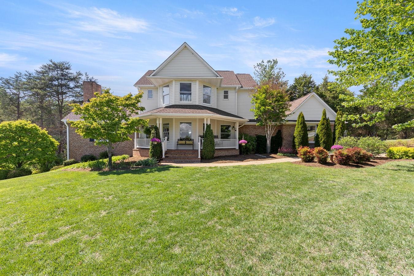 269 BALDWIN LN, STAUNTON, Virginia 24401, 4 Bedrooms Bedrooms, ,4 BathroomsBathrooms,Residential,269 BALDWIN LN,677167 MLS # 677167