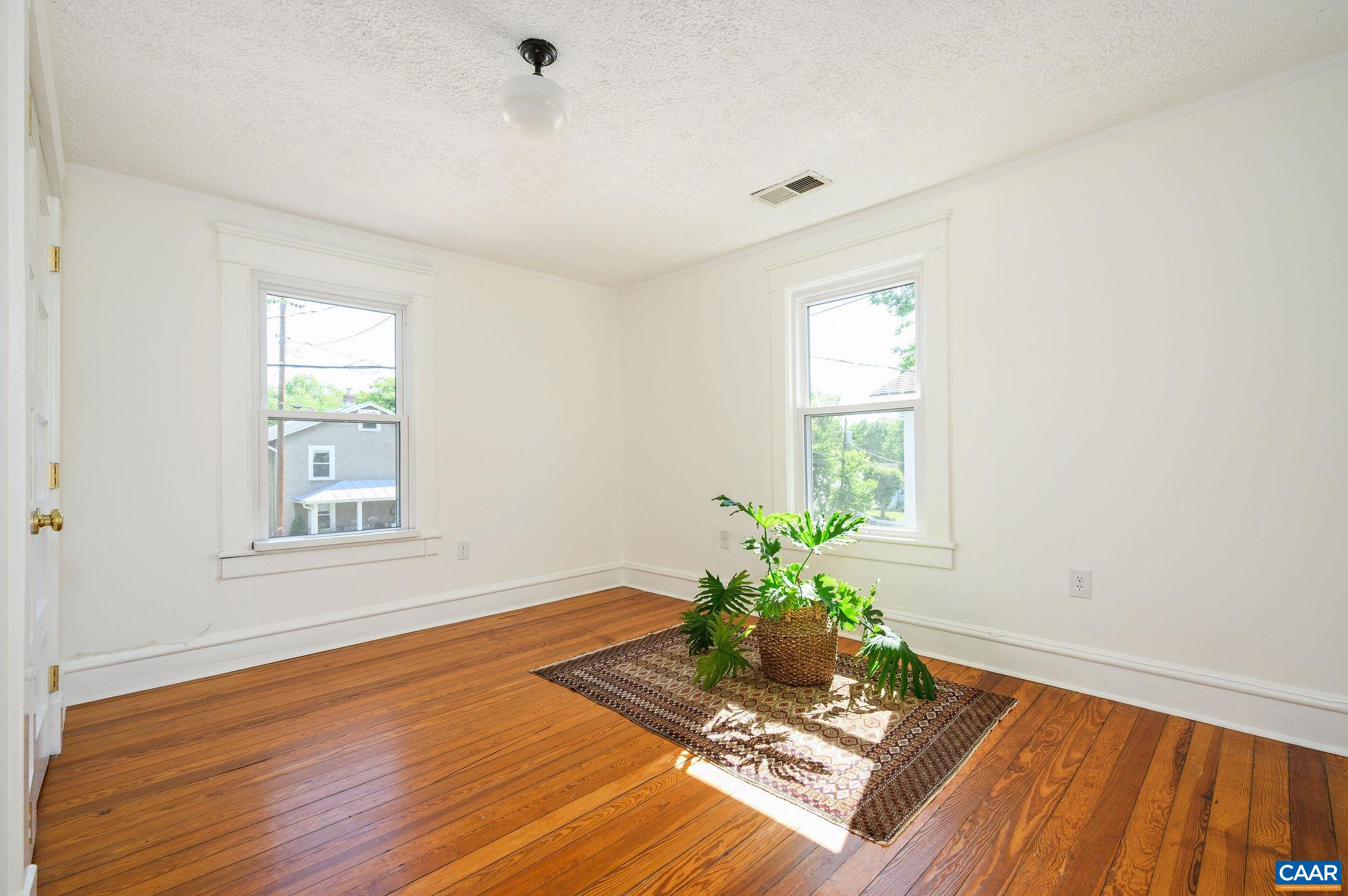 704 BLENHEIM AVE, CHARLOTTESVILLE, Virginia 22902, 3 Bedrooms Bedrooms, ,2 BathroomsBathrooms,Residential,704 BLENHEIM AVE,677170 MLS # 677170