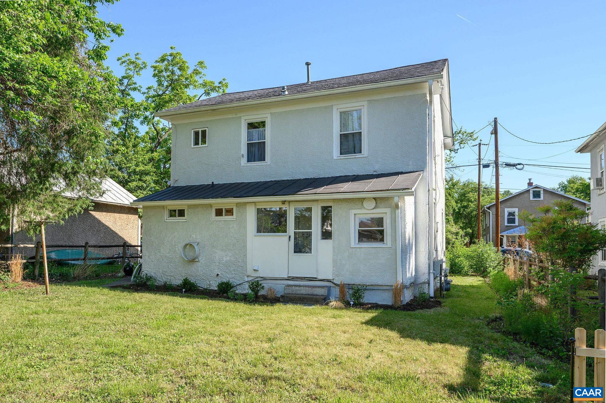 704 BLENHEIM AVE, CHARLOTTESVILLE, Virginia 22902, 3 Bedrooms Bedrooms, ,2 BathroomsBathrooms,Residential,704 BLENHEIM AVE,677170 MLS # 677170