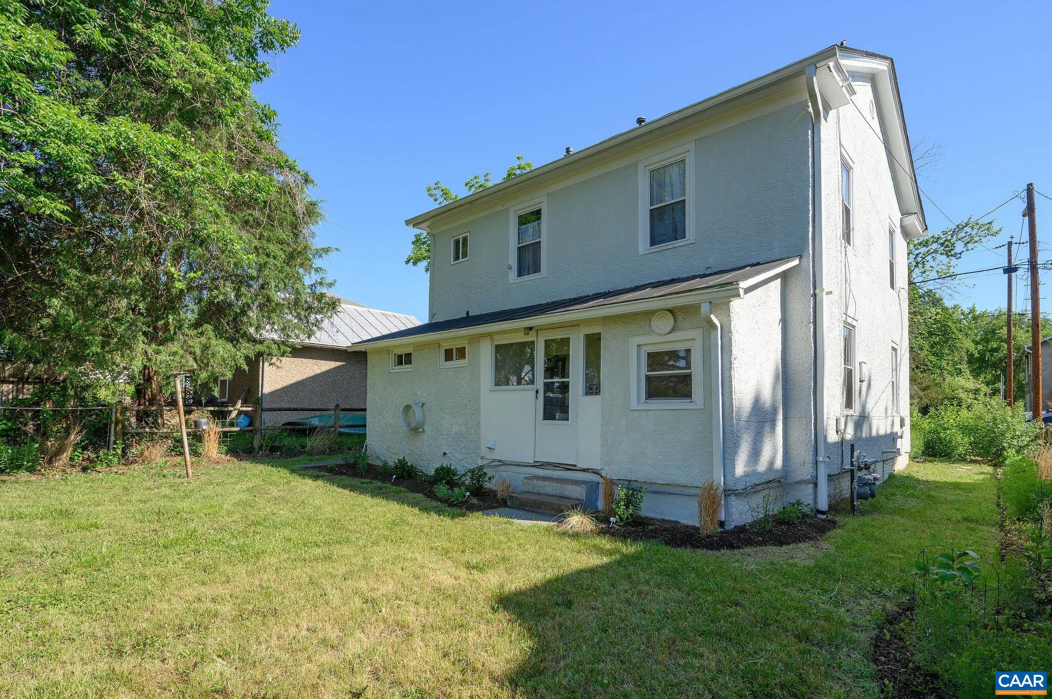 704 BLENHEIM AVE, CHARLOTTESVILLE, Virginia 22902, 3 Bedrooms Bedrooms, ,2 BathroomsBathrooms,Residential,704 BLENHEIM AVE,677170 MLS # 677170