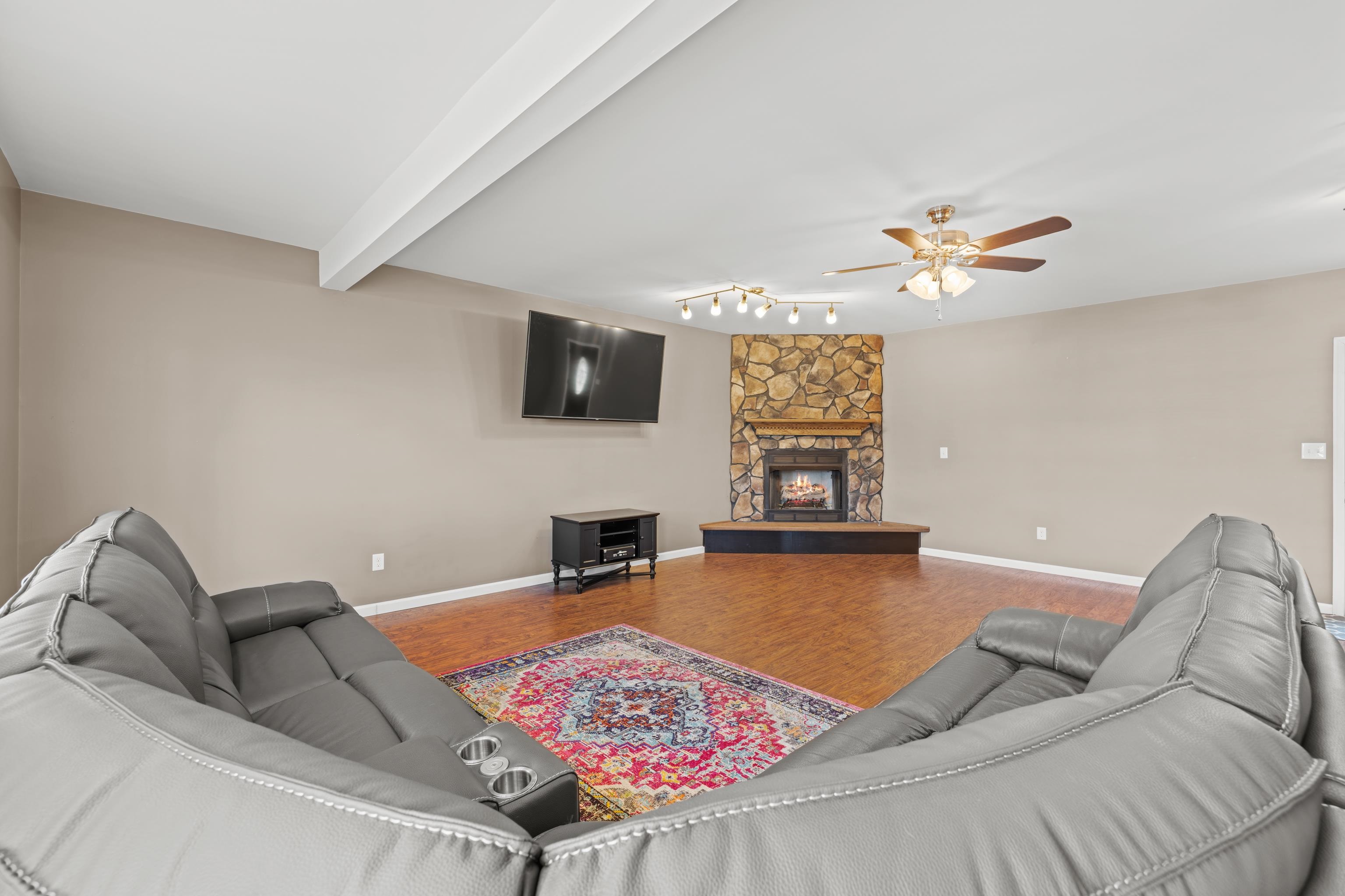 21 LADY SLIPPER DR, WAYNESBORO, Virginia 22980, 4 Bedrooms Bedrooms, ,2 BathroomsBathrooms,Residential,21 LADY SLIPPER DR,677171 MLS # 677171
