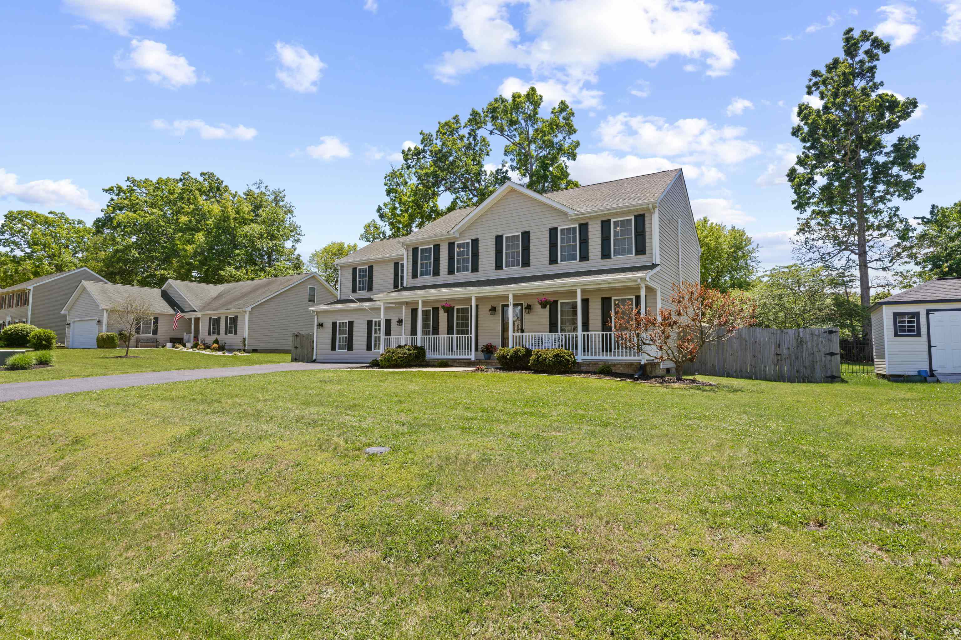 21 LADY SLIPPER DR, WAYNESBORO, Virginia 22980, 4 Bedrooms Bedrooms, ,2 BathroomsBathrooms,Residential,21 LADY SLIPPER DR,677171 MLS # 677171