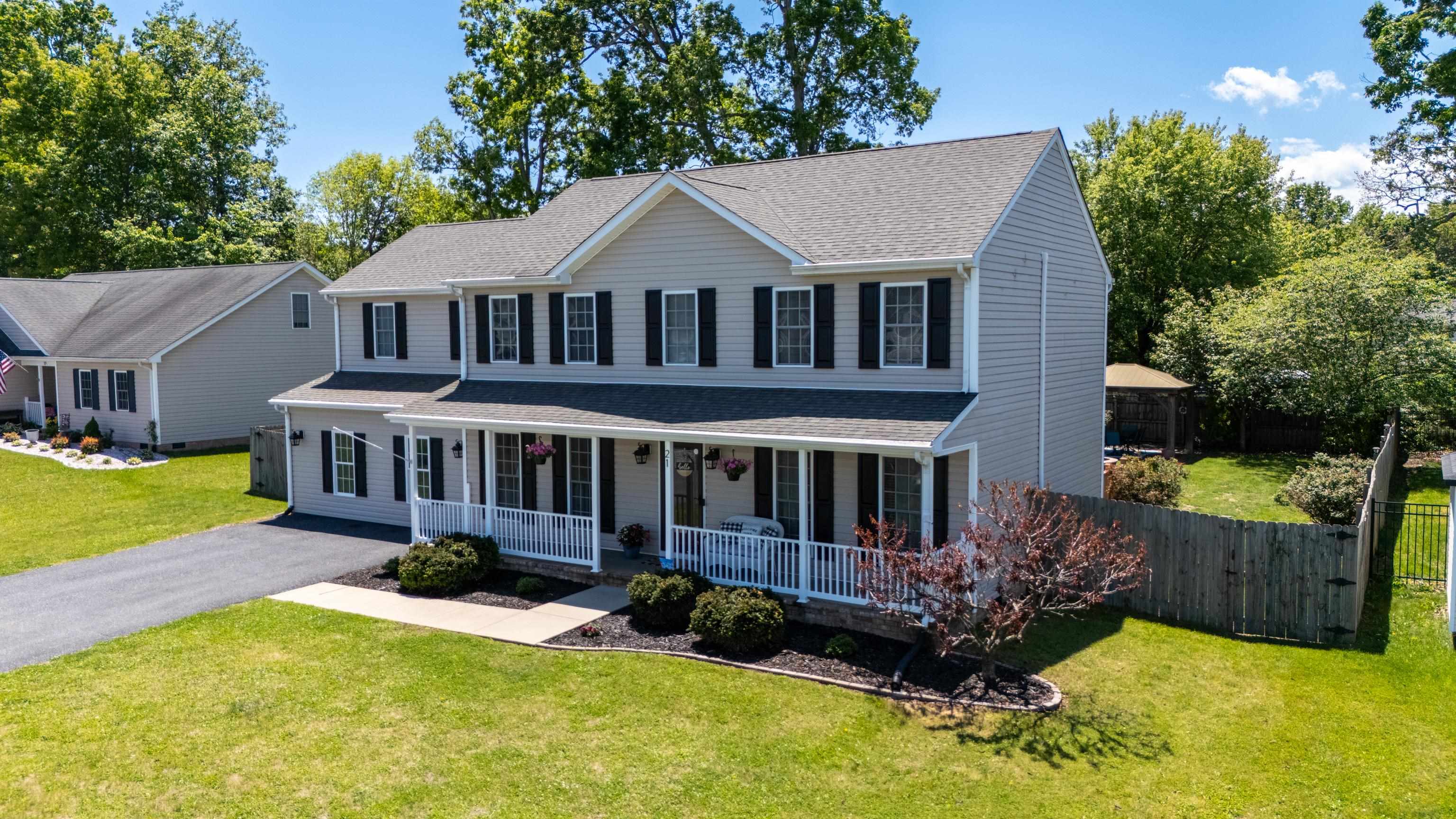 21 LADY SLIPPER DR, WAYNESBORO, Virginia 22980, 4 Bedrooms Bedrooms, ,2 BathroomsBathrooms,Residential,21 LADY SLIPPER DR,677171 MLS # 677171
