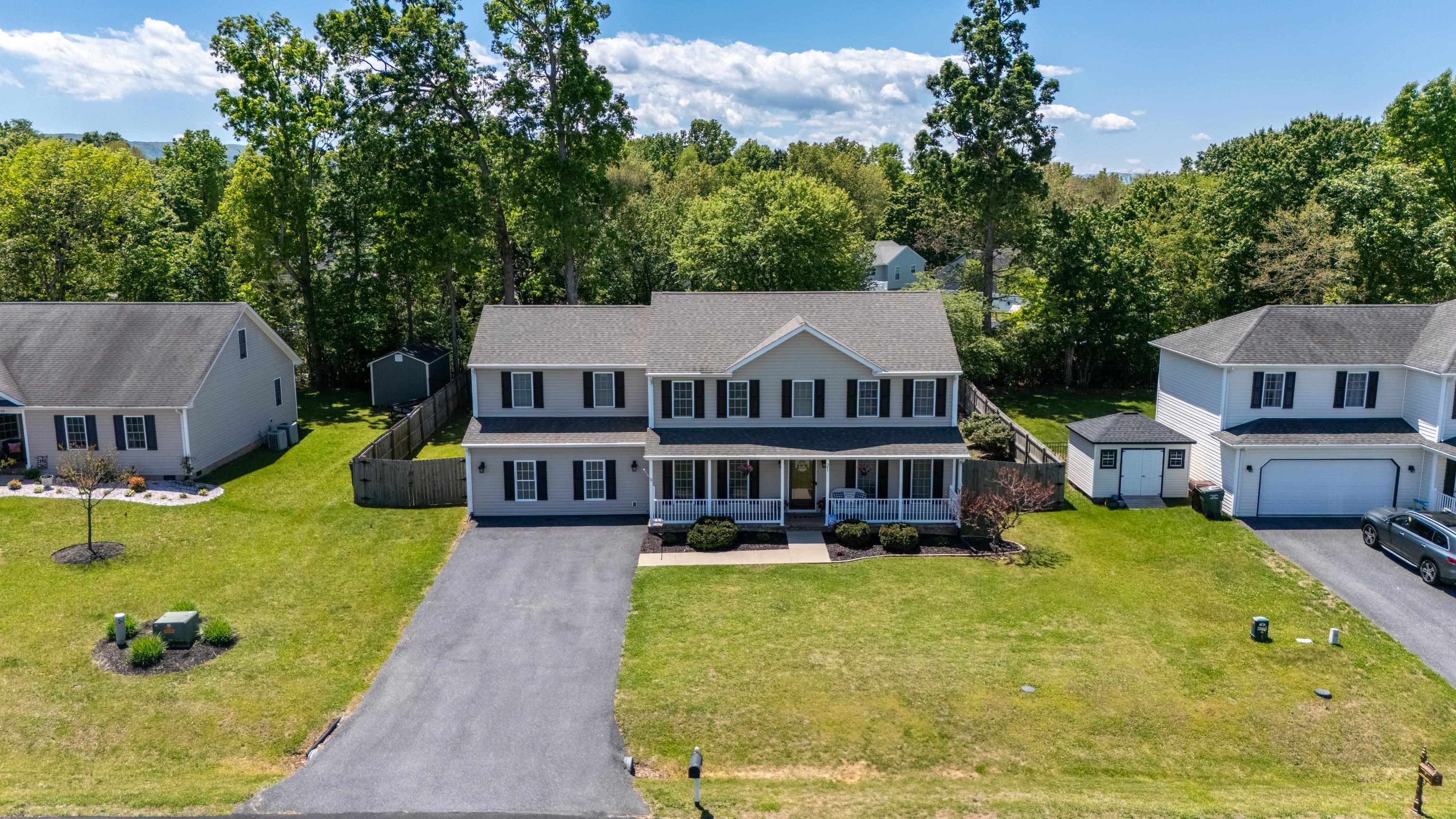 21 LADY SLIPPER DR, WAYNESBORO, Virginia 22980, 4 Bedrooms Bedrooms, ,2 BathroomsBathrooms,Residential,21 LADY SLIPPER DR,677171 MLS # 677171