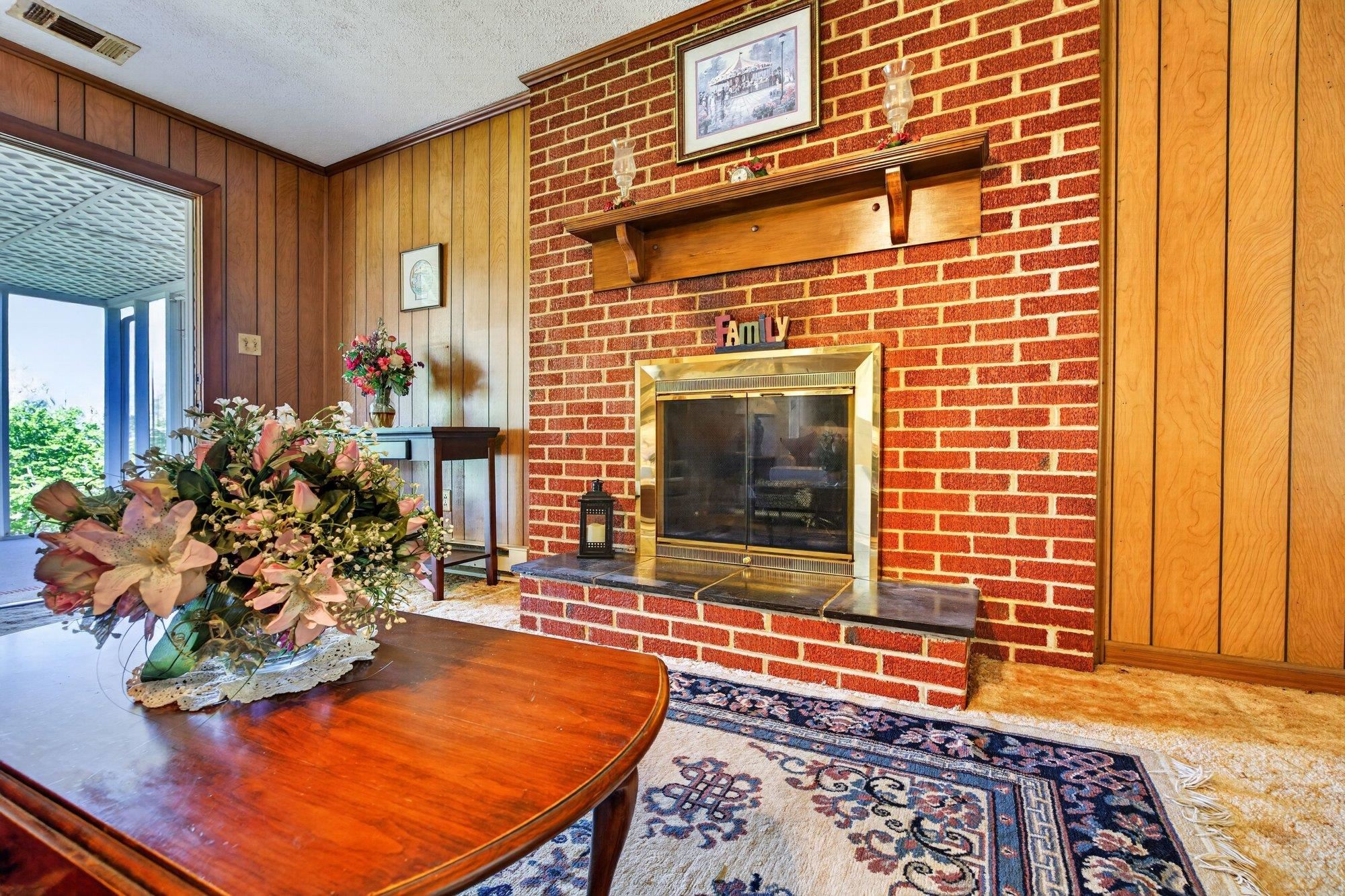 17421 SPOTSWOOD TRL, ELKTON, Virginia 22827, 3 Bedrooms Bedrooms, ,2 BathroomsBathrooms,Residential,17421 SPOTSWOOD TRL,677172 MLS # 677172
