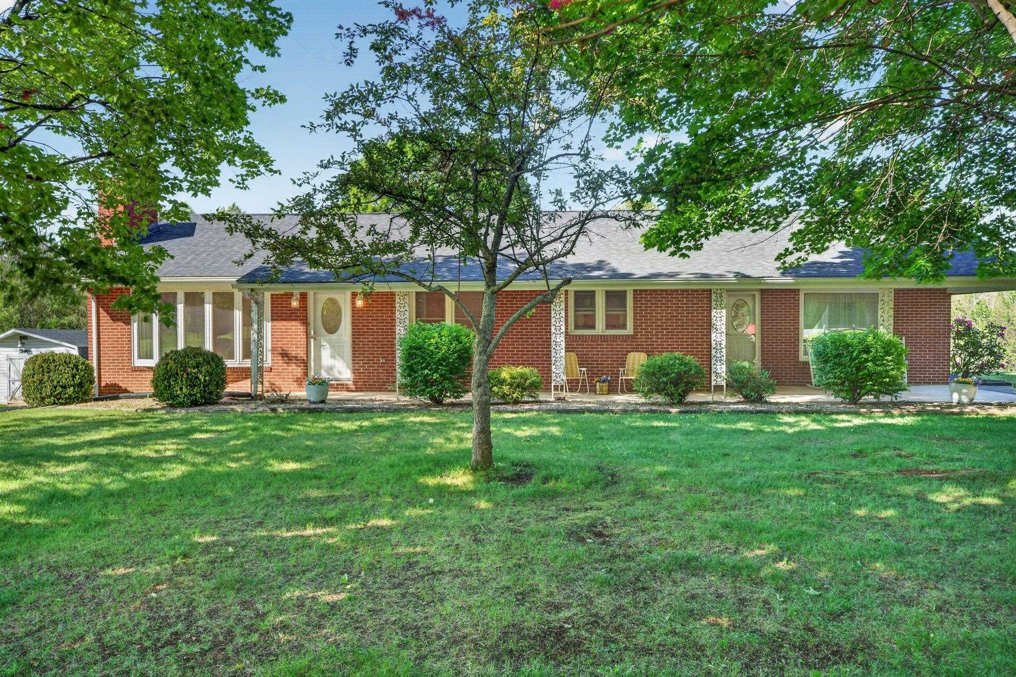 17421 SPOTSWOOD TRL, ELKTON, Virginia 22827, 3 Bedrooms Bedrooms, ,2 BathroomsBathrooms,Residential,17421 SPOTSWOOD TRL,677172 MLS # 677172