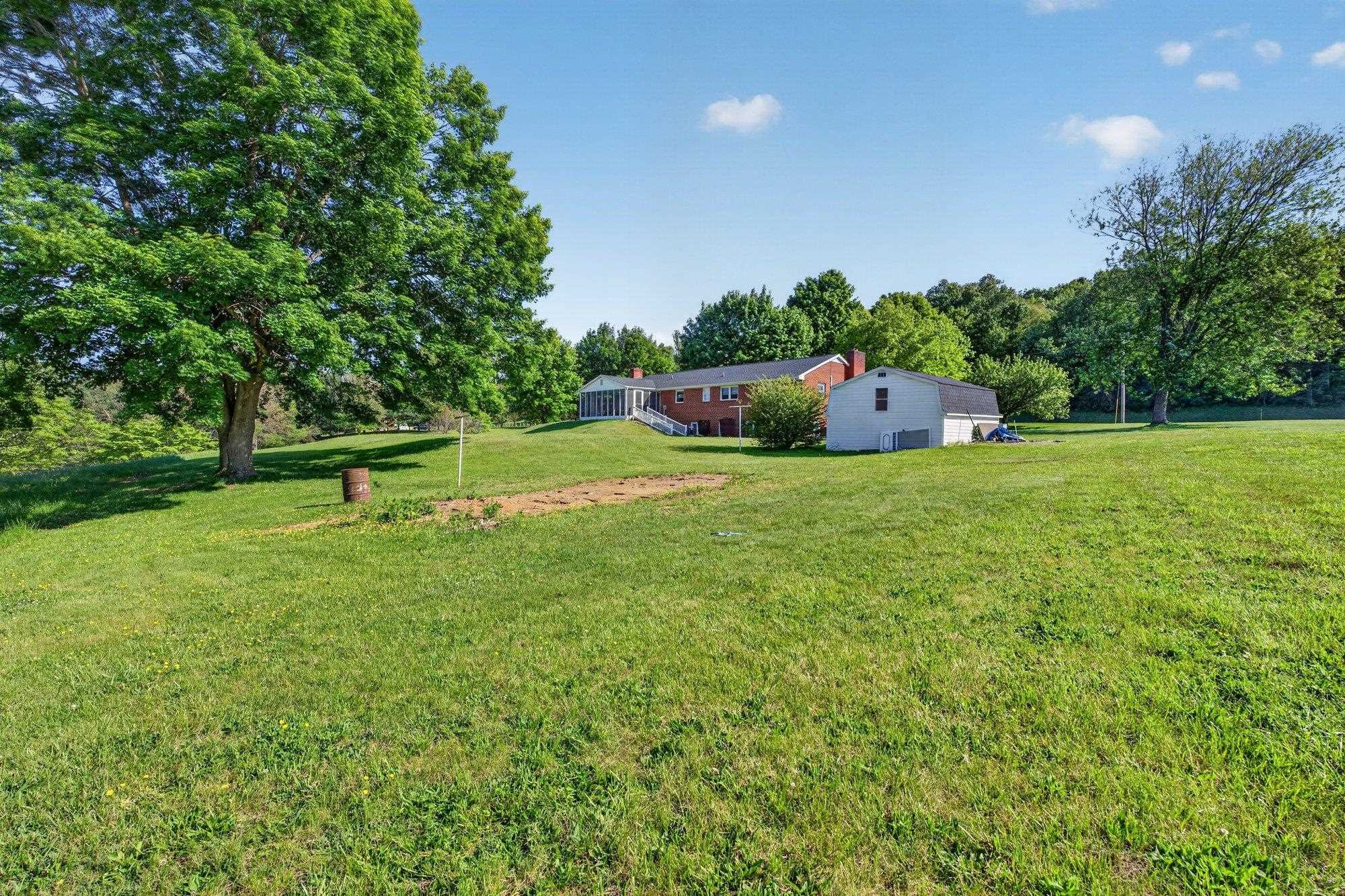 17421 SPOTSWOOD TRL, ELKTON, Virginia 22827, 3 Bedrooms Bedrooms, ,2 BathroomsBathrooms,Residential,17421 SPOTSWOOD TRL,677172 MLS # 677172